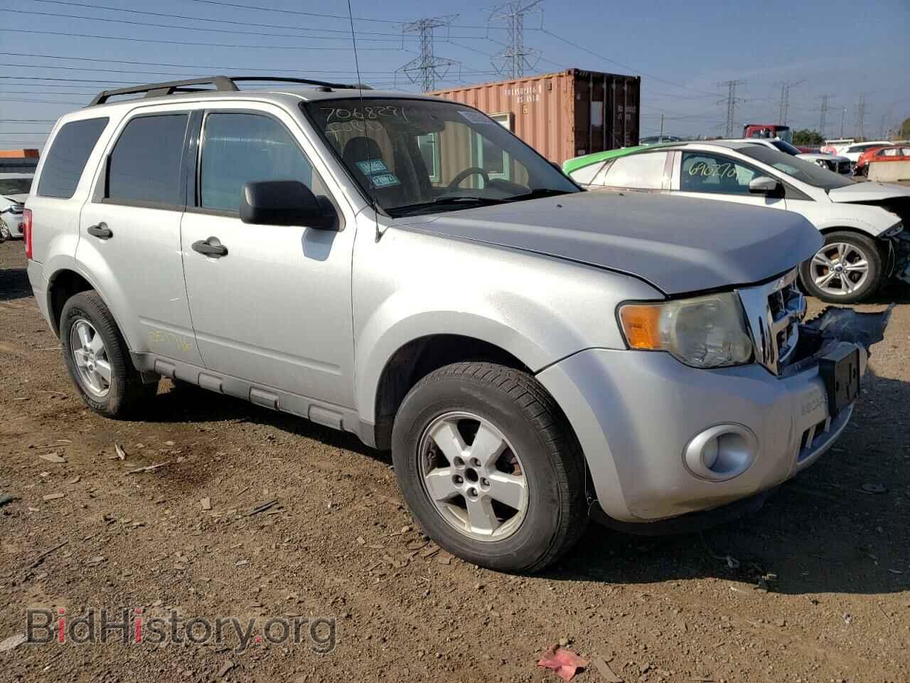 2009 FORD ESCAPE - VIN: 1FMCU03749KA87134 - Фото 4