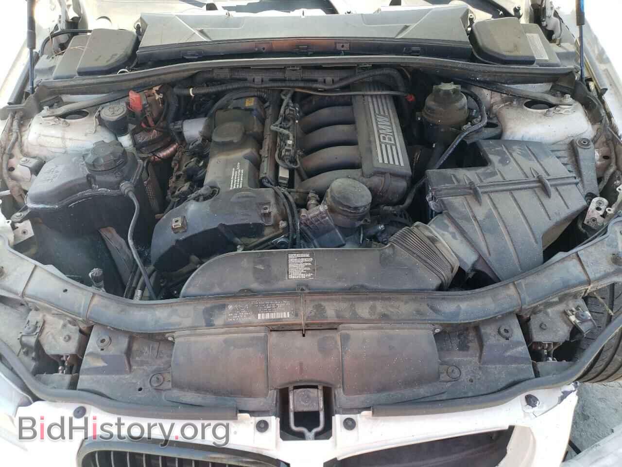 2011 BMW 3 SERIES - VIN: WBAPH7C53BE678767 - Фото 11