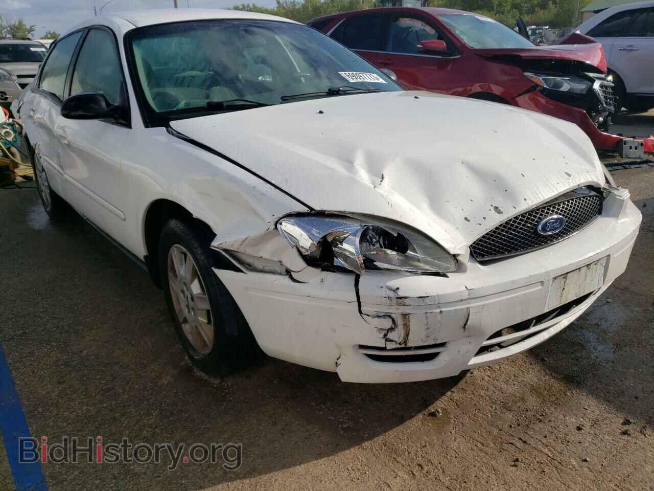2006 FORD TAURUS - VIN: 1FAFP53256A257132 - Фото 4
