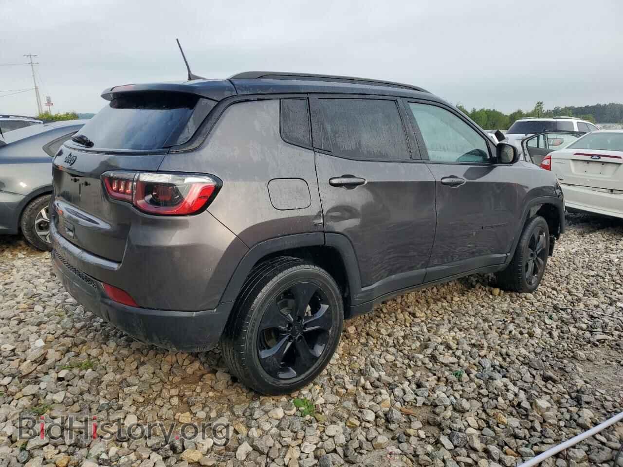 2018 JEEP COMPASS - VIN: 3C4NJDBB4JT457374 - Фото 3