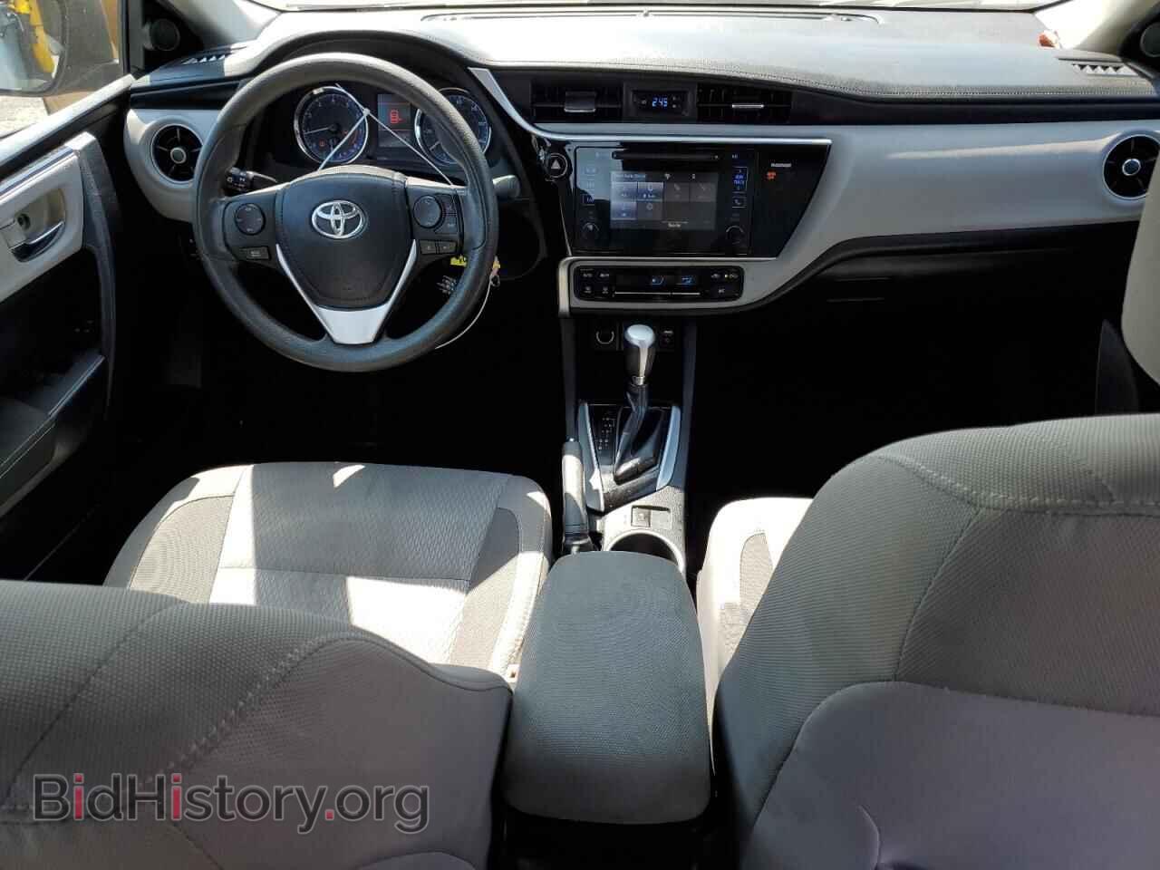 2017 TOYOTA COROLLA - VIN: 2T1BURHE2HC862302 - Фото 8