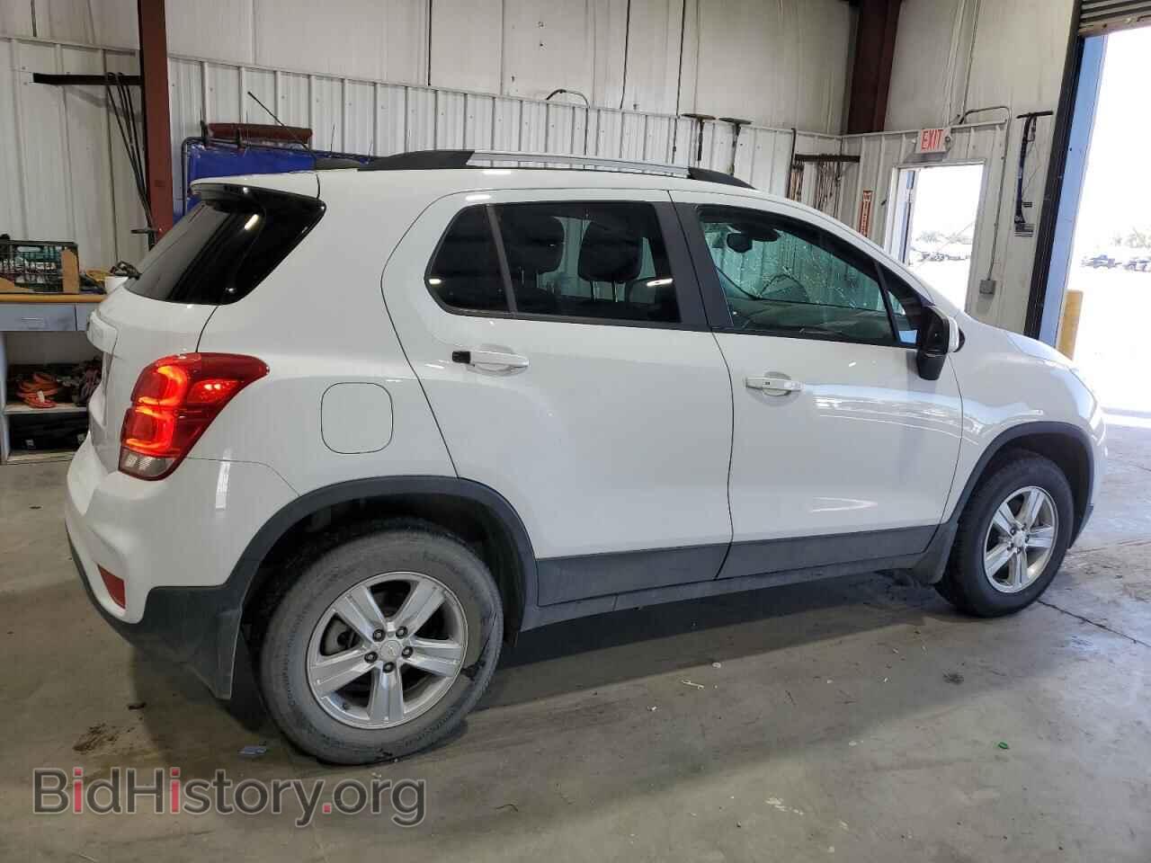 2021 CHEVROLET TRAX - VIN: KL7CJPSB8MB356253 - Фото 3
