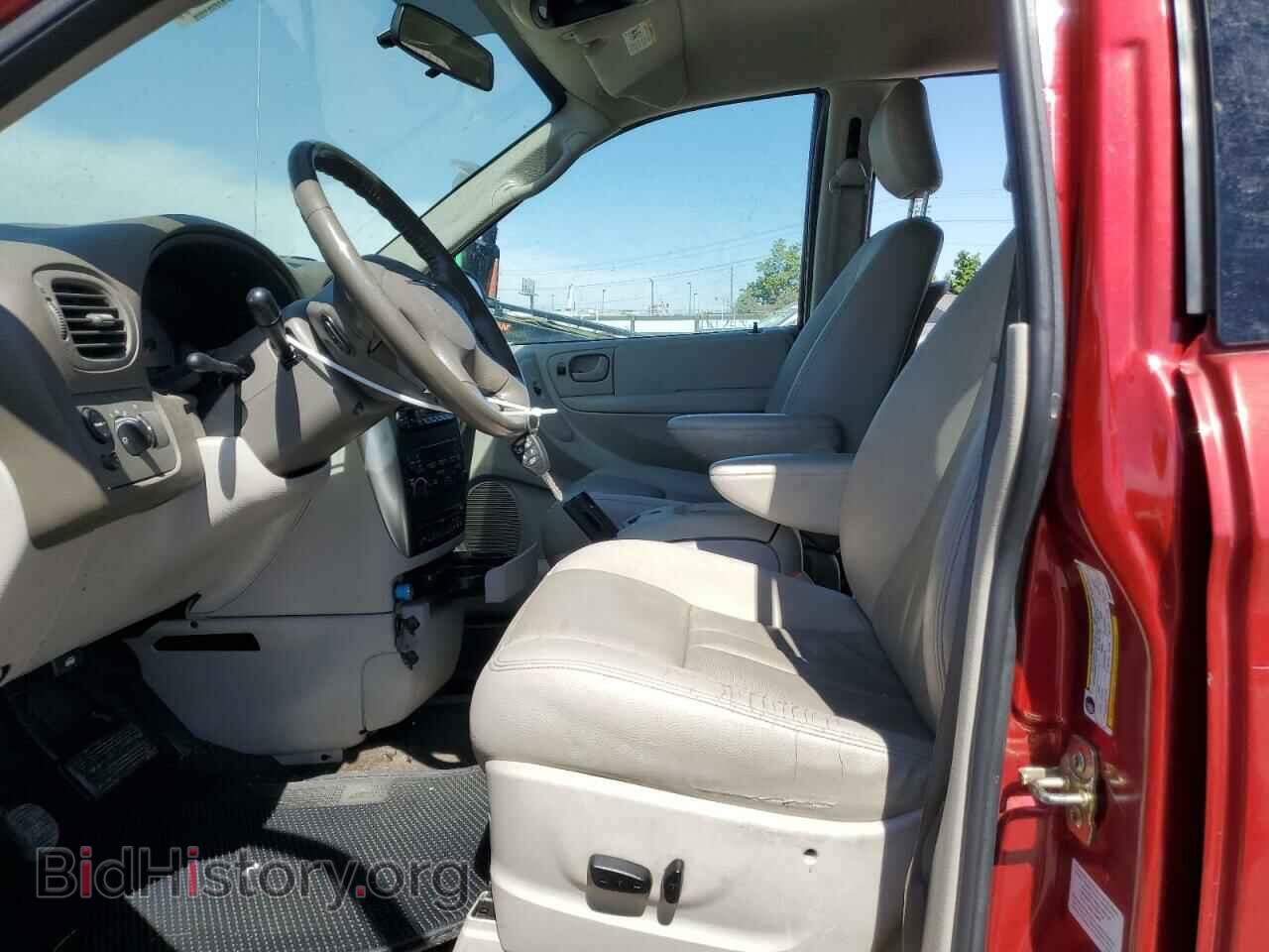 2006 CHRYSLER MINIVAN - VIN: 2A4GP54L56R628933 - Фото 7