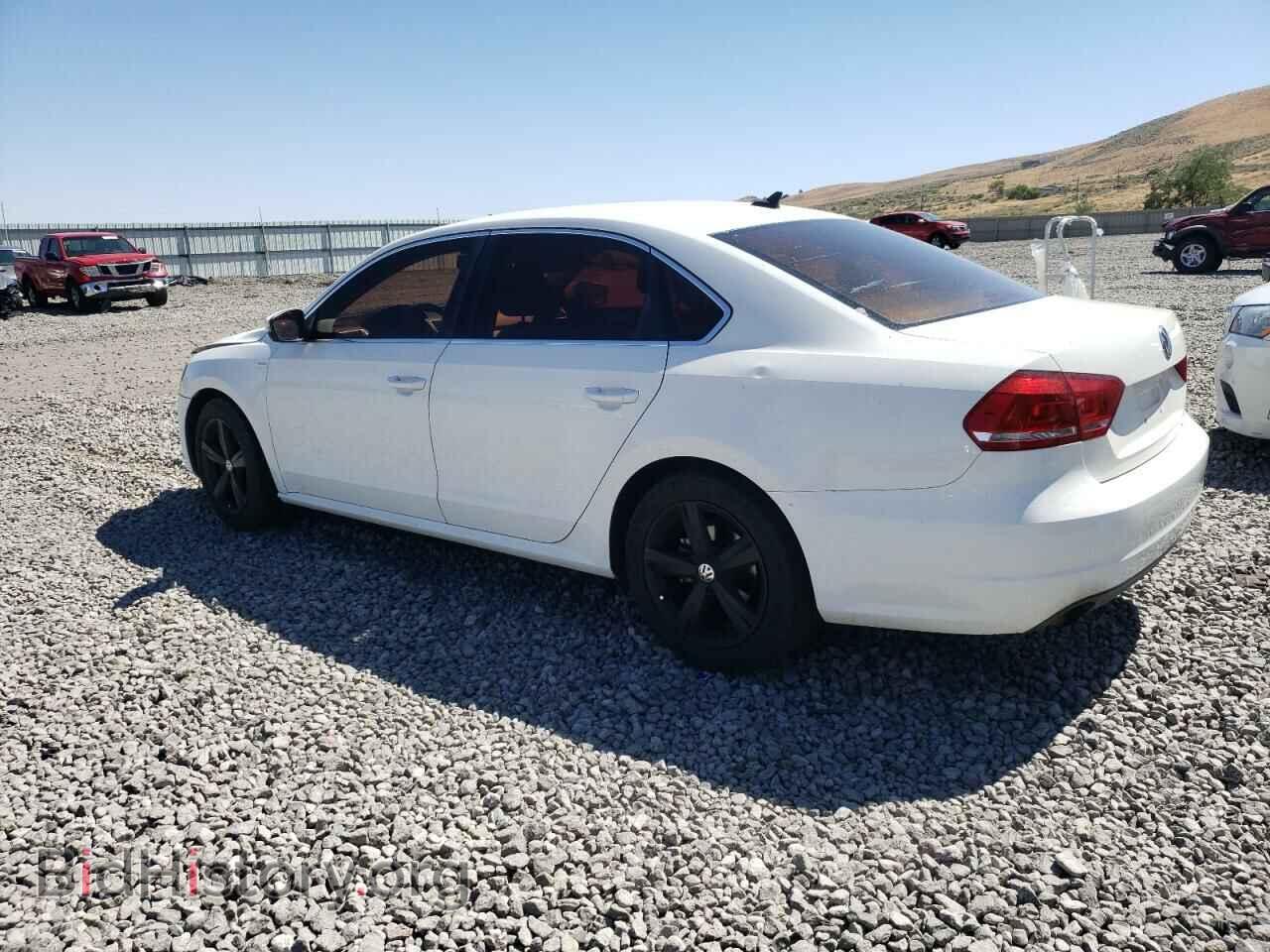 2014 VOLKSWAGEN PASSAT - VIN: 1VWAT7A33EC035776 - Фото 2