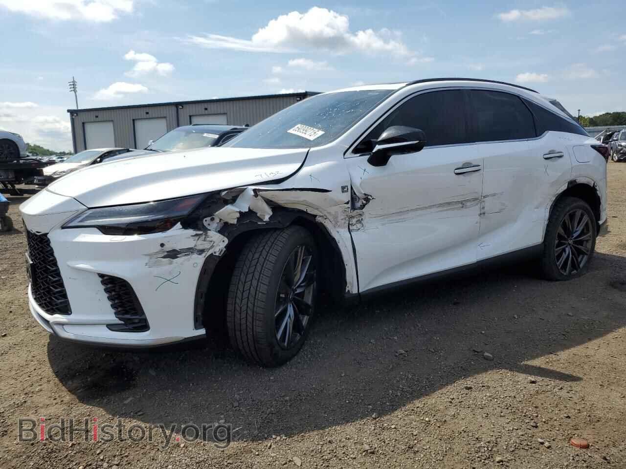 Фотография 2T2BAMCA4PC037761 - LEXUS RX350 2023