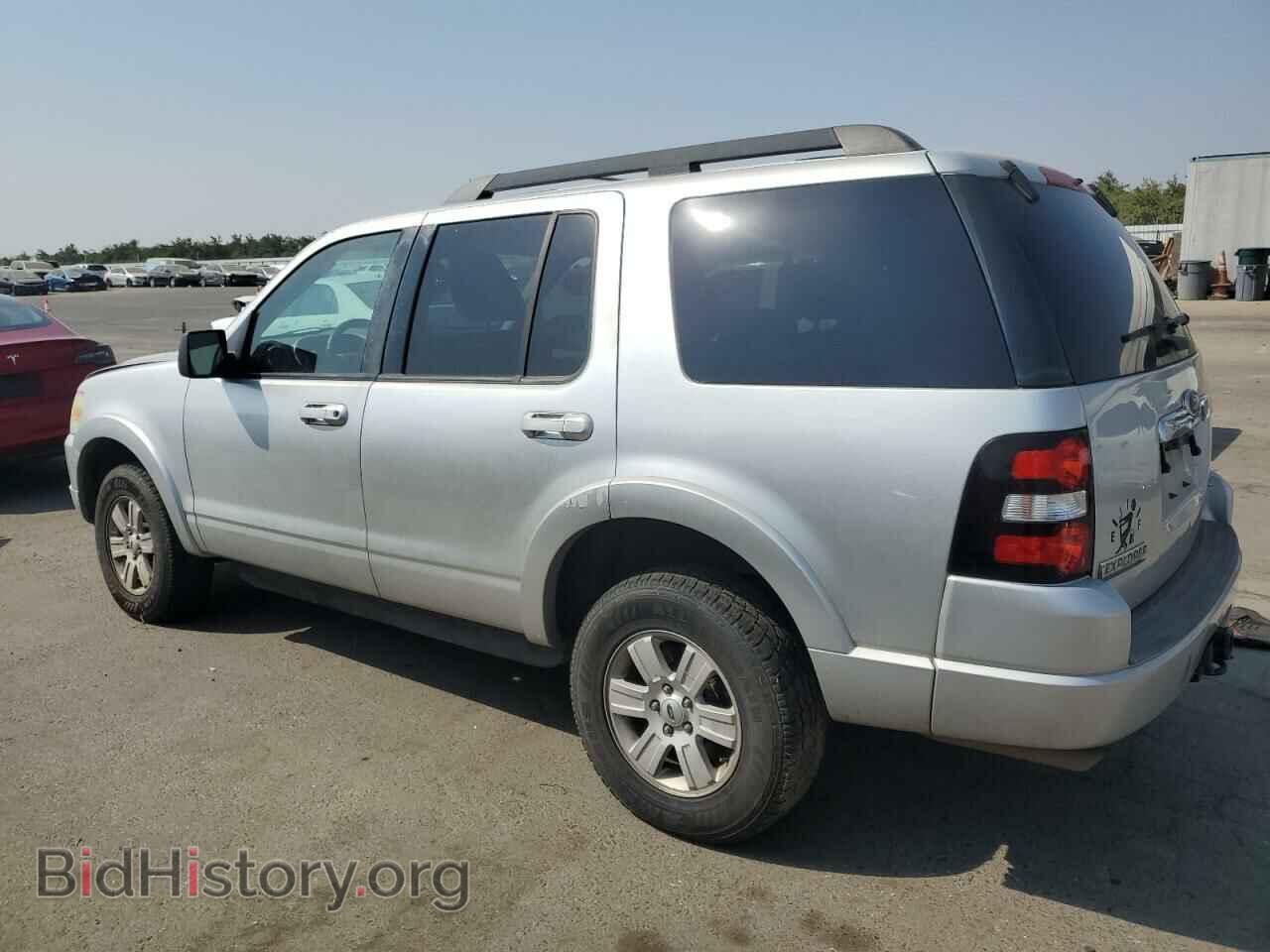 2010 FORD EXPLORER - VIN: 1FMEU7DE5AUA93905 - Фото 2