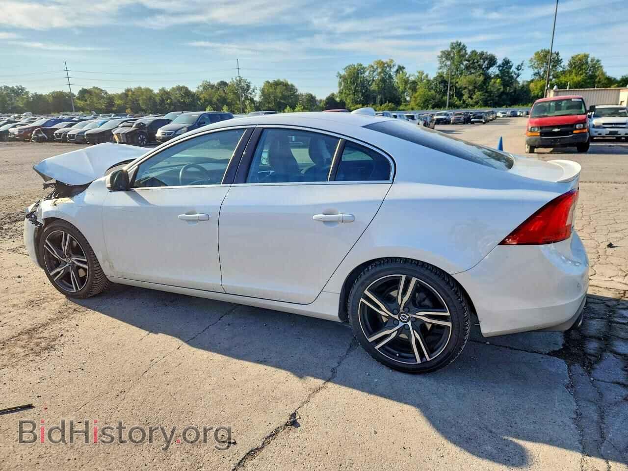 Yn Color Code Report YV149MTS5H2422142 VOLVO S60 2017 WHITE GAS - price and damage ...