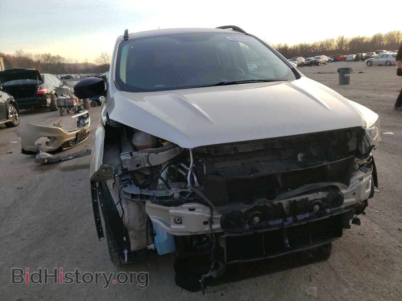 2017 FORD ESCAPE - VIN: 1FMCU9GD3HUB76488 - Фото 9