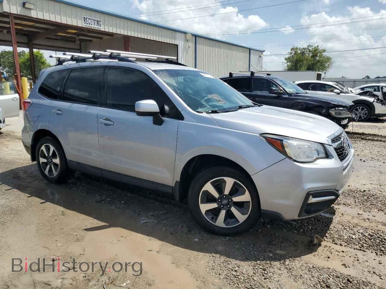2017 SUBARU FORESTER - VIN: JF2SJAEC2HH544044 - Фото 4