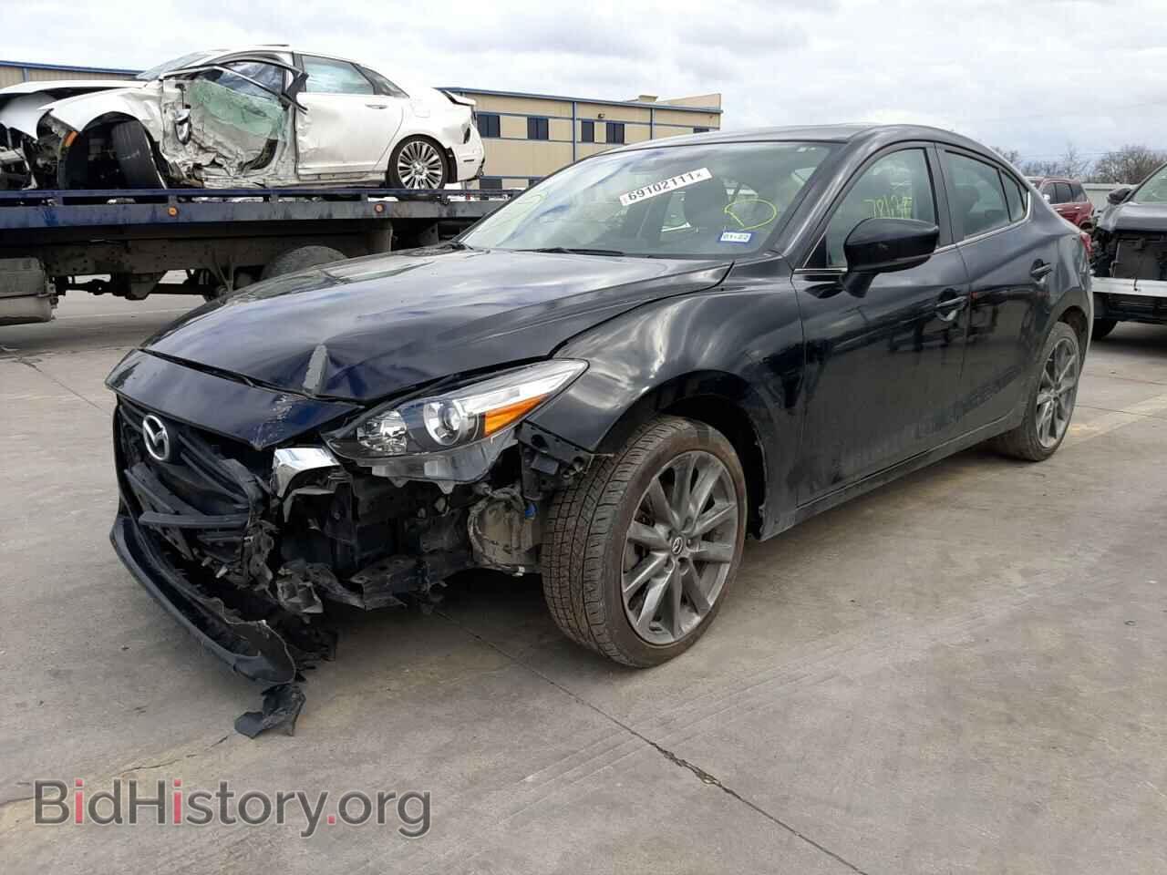 2018 MAZDA 3 - VIN: 3MZBN1V38JM186806 - Фото 2