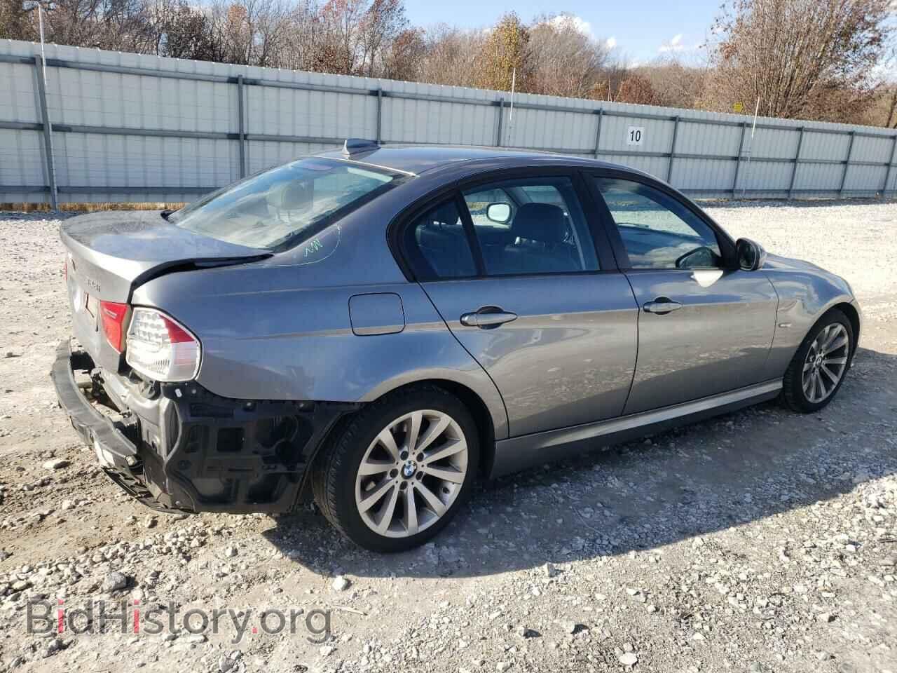 2011 BMW 3 SERIES - VIN: WBAPH7C50BE852827 - Фото 3
