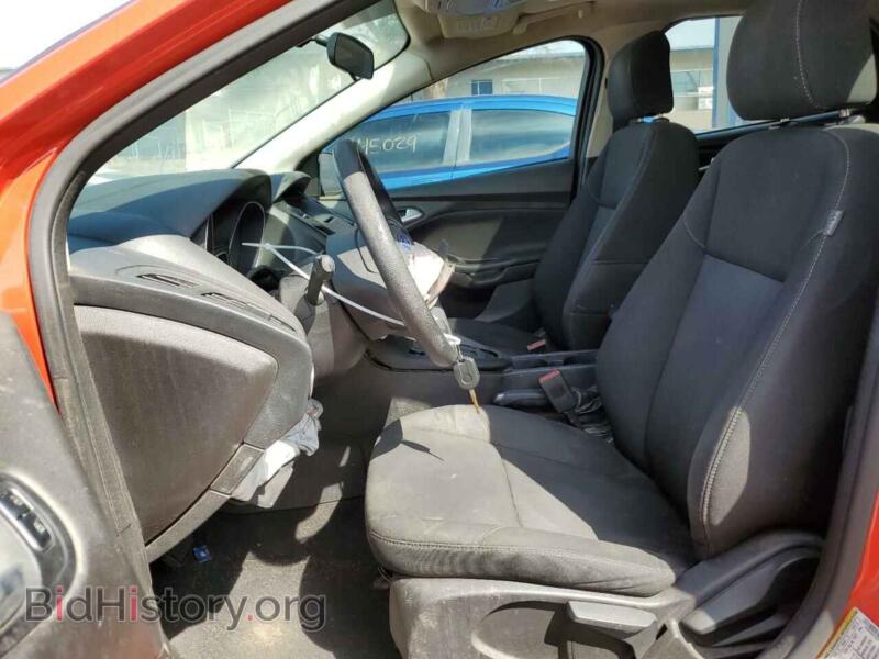 2016 Ford FOCUS (VIN 1FADP3K21GL263996) — фото 7 из 12