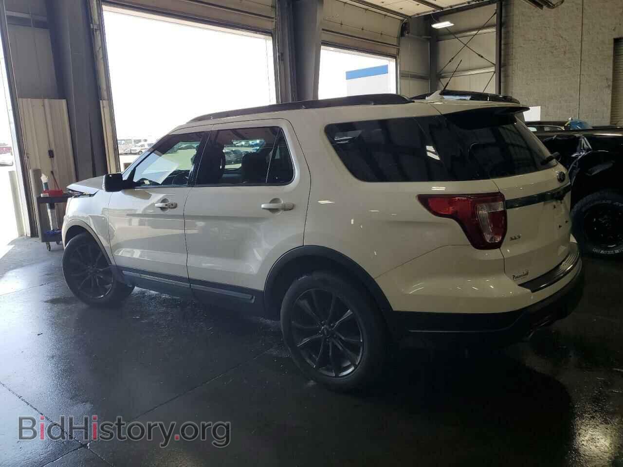 2018 FORD EXPLORER - VIN: 1FM5K8D82JGB79242 - Фото 2