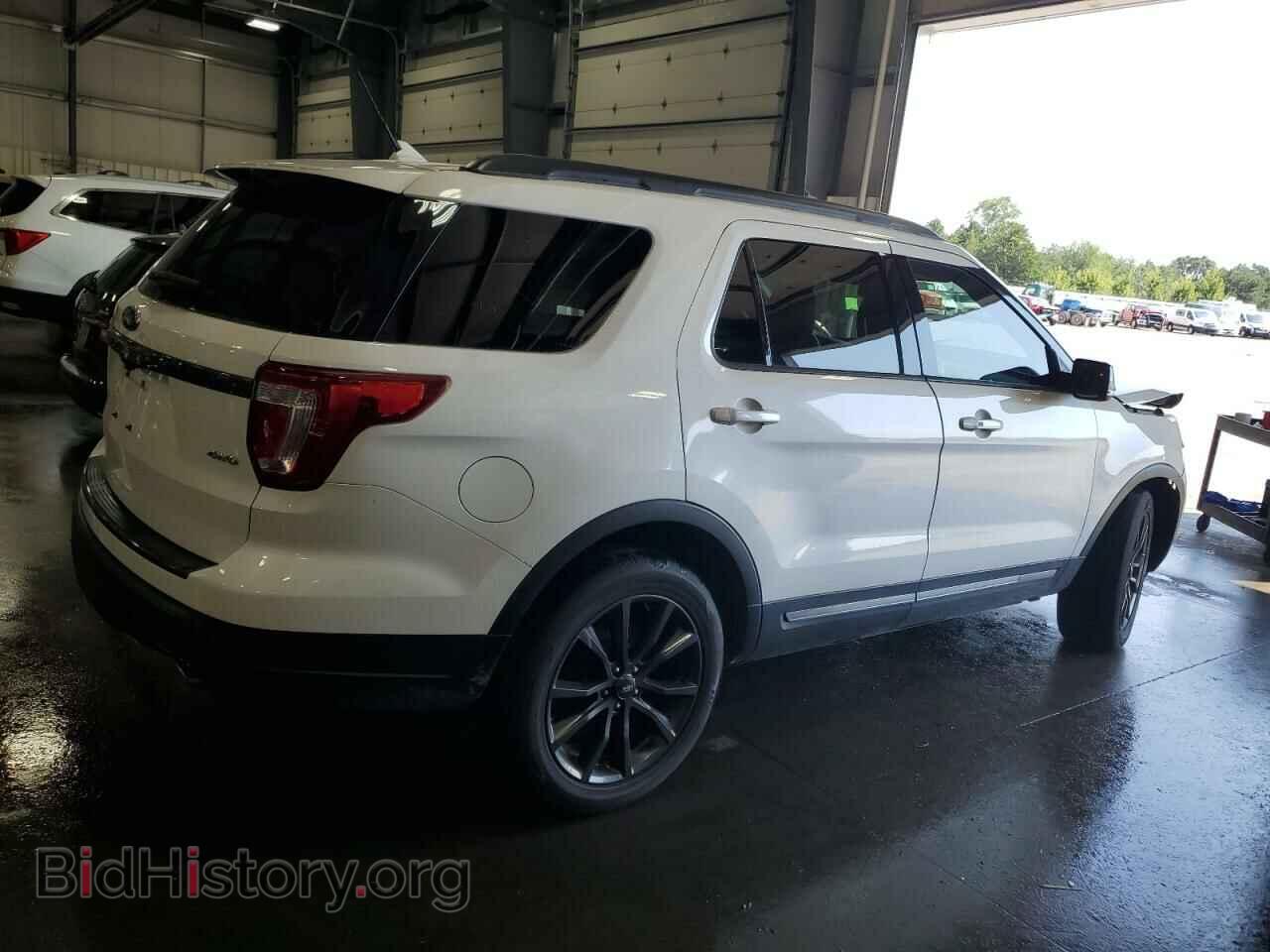 2018 FORD EXPLORER - VIN: 1FM5K8D82JGB79242 - Фото 3