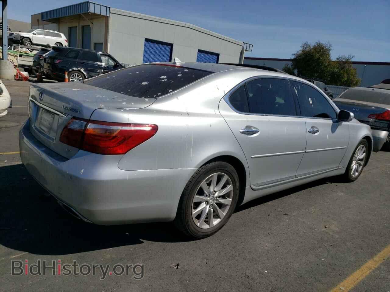 2011 LEXUS LS460 - VIN: JTHDL5EF5B5002995 - Photo 3