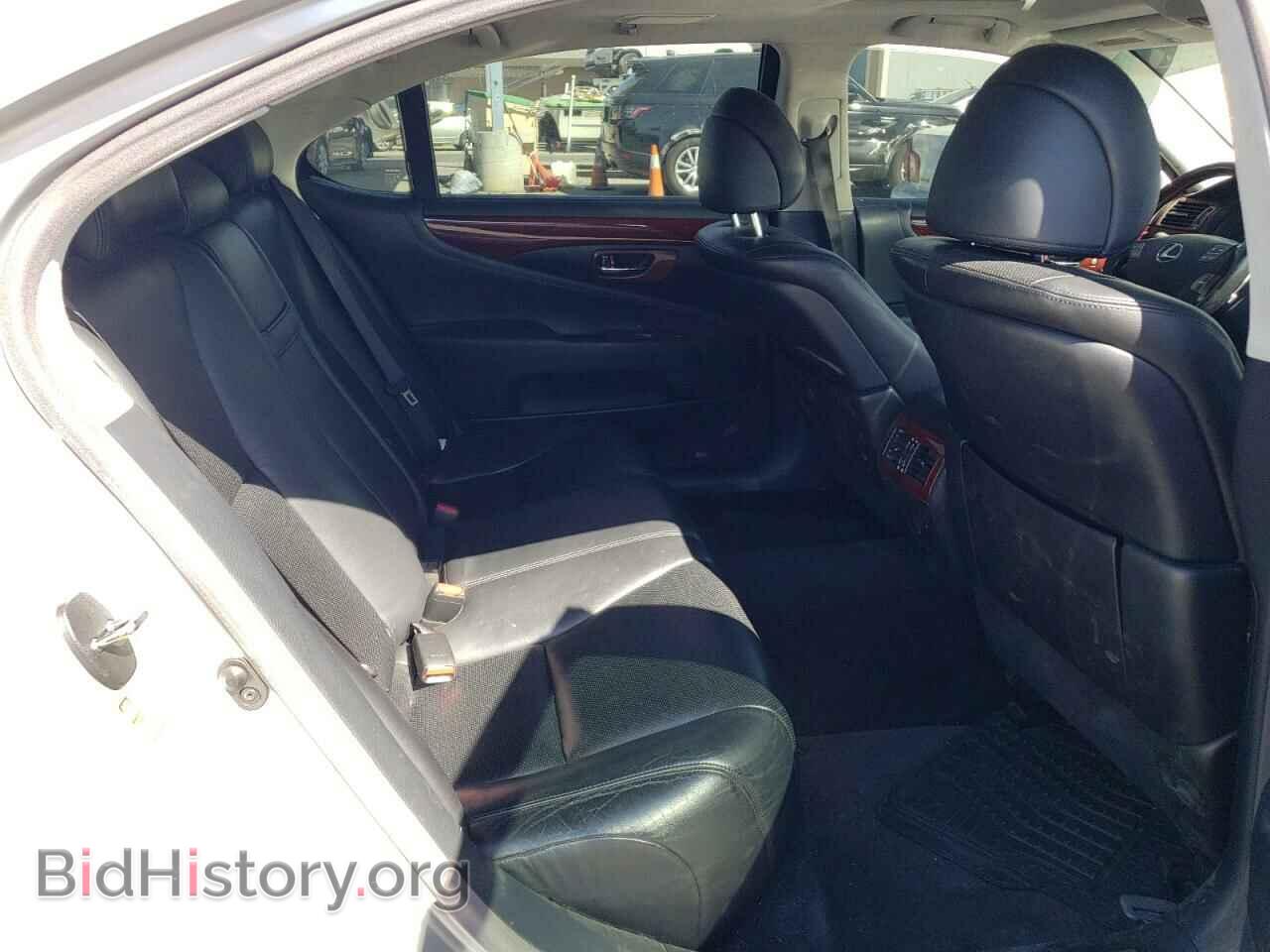2011 LEXUS LS460 - VIN: JTHDL5EF5B5002995 - Photo 10