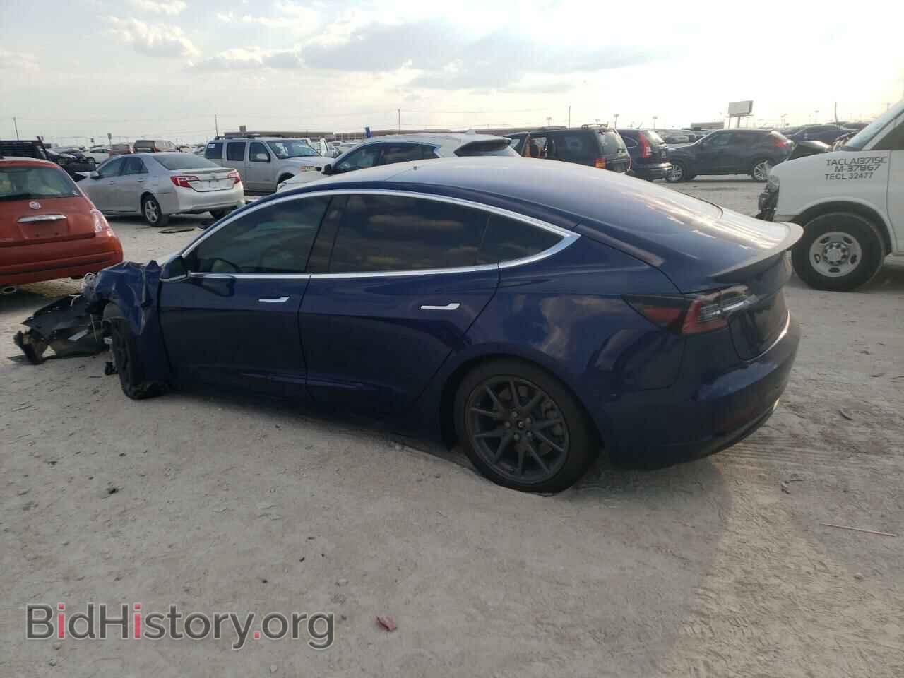 2018 TESLA MODEL 3 - VIN: 5YJ3E1EA0JF052172 - Фото 2
