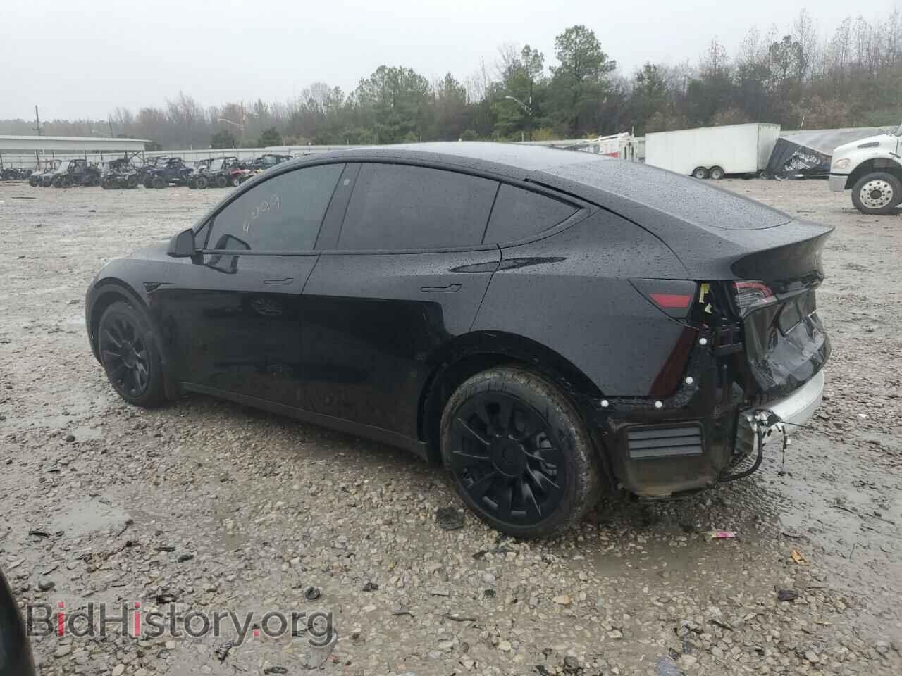 2022 TESLA MODEL Y - VIN: 7SAYGDEE2NF427556 - Фото 2
