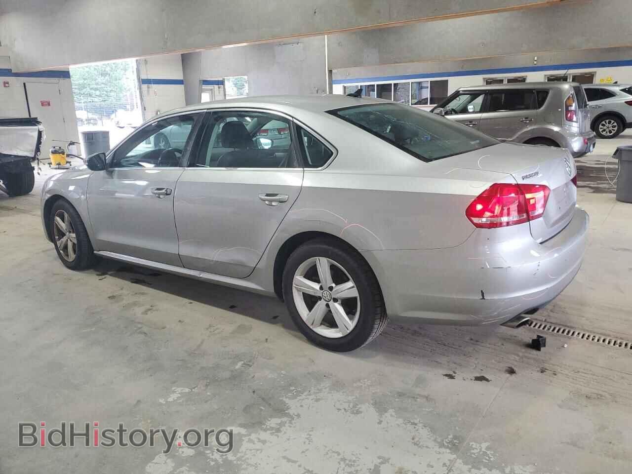 2012 VOLKSWAGEN PASSAT - VIN: 1VWBP7A33CC033791 - Фото 2