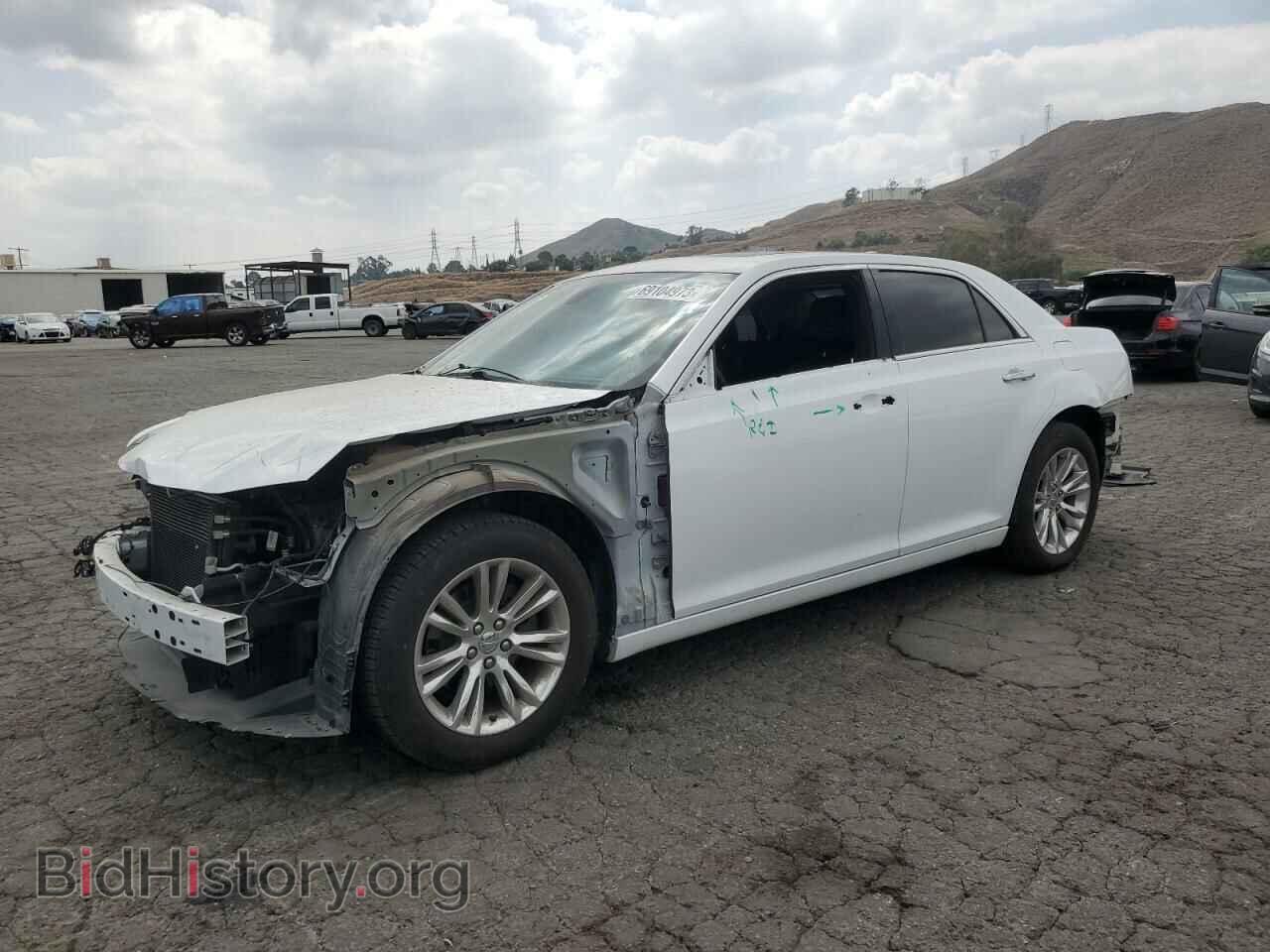 Фотография 2C3CCAEG3GH320441 - CHRYSLER 300 2016
