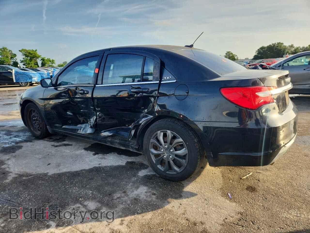 2013 CHRYSLER 200 - VIN: 1C3CCBAG4DN739395 - Фото 2