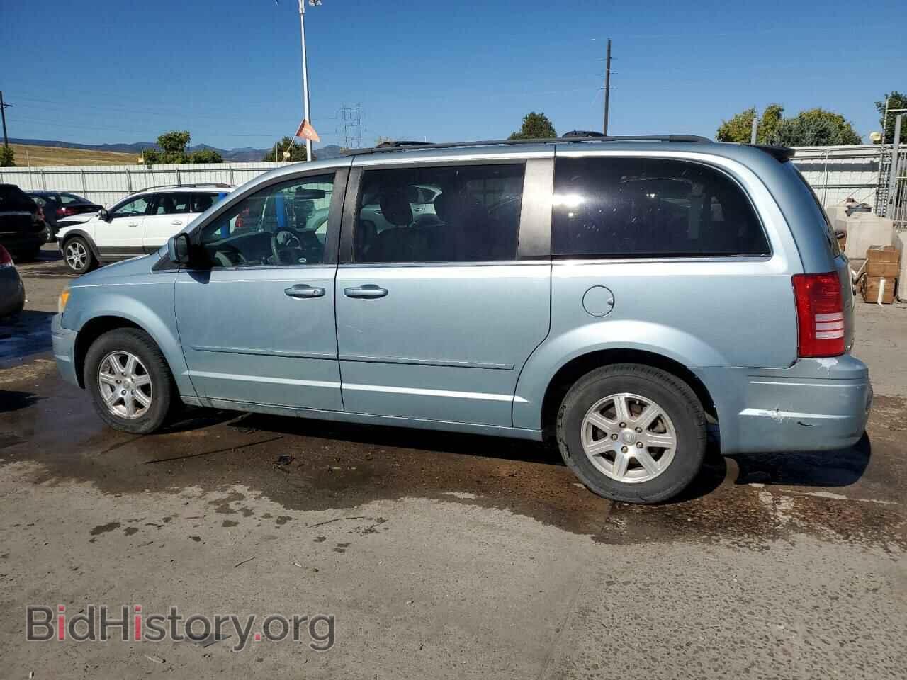 2008 CHRYSLER MINIVAN - VIN: 2A8HR54P28R777044 - Фото 2