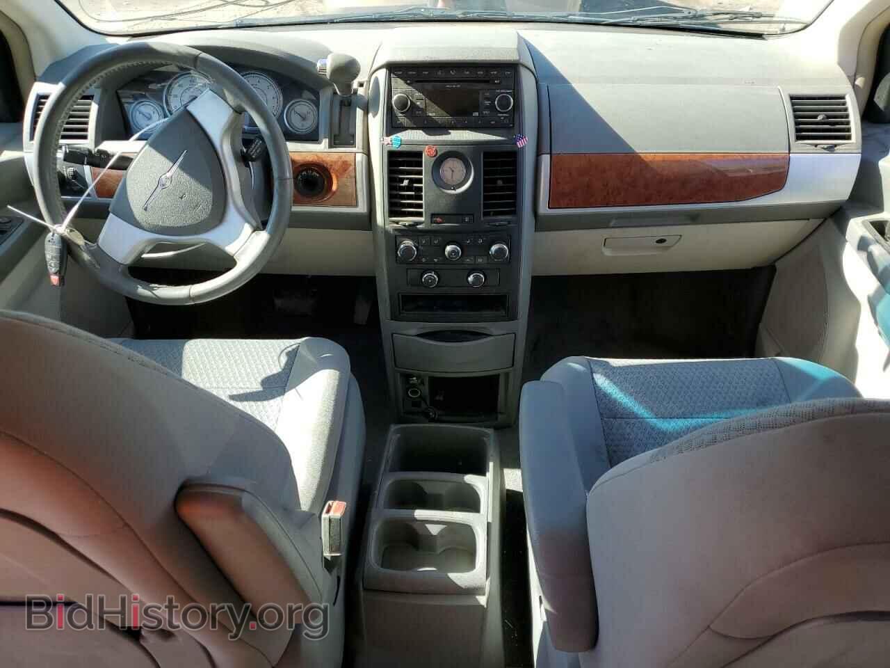 2008 CHRYSLER MINIVAN - VIN: 2A8HR54P28R777044 - Фото 8
