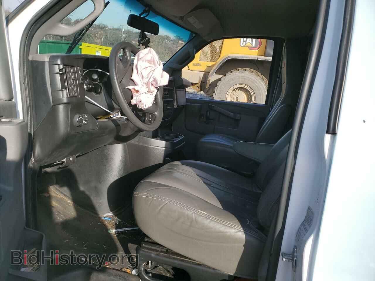 2017 CHEVROLET EXPRESS - VIN: 1GCWGAFF7H1128751 - Фото 7