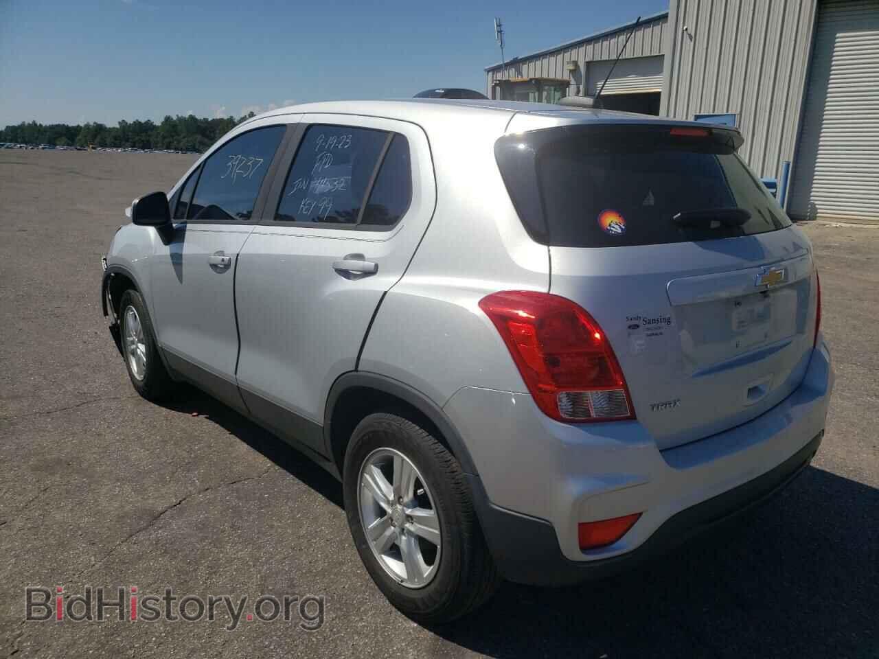 2020 CHEVROLET TRAX - VIN: 3GNCJKSB9LL192568 - Фото 2