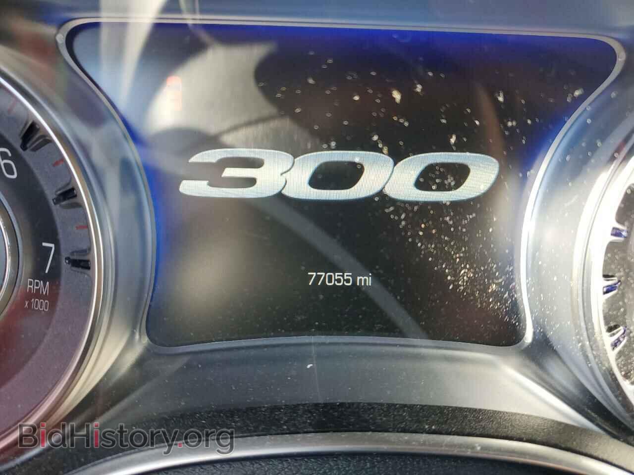 2017 CHRYSLER 300 - VIN: 2C3CCAET2HH526817 - Фото 9