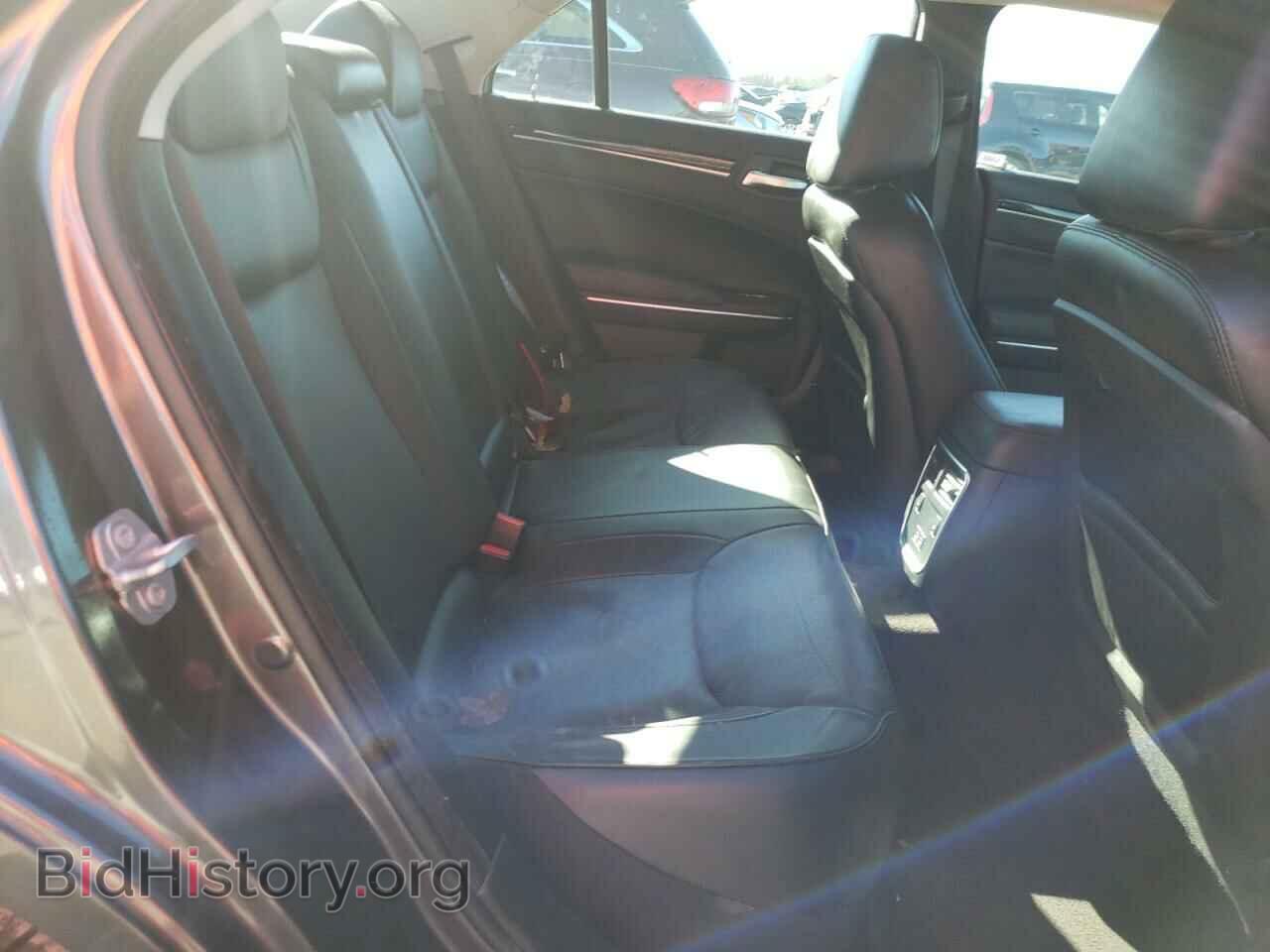 2017 CHRYSLER 300 - VIN: 2C3CCAET2HH526817 - Фото 10