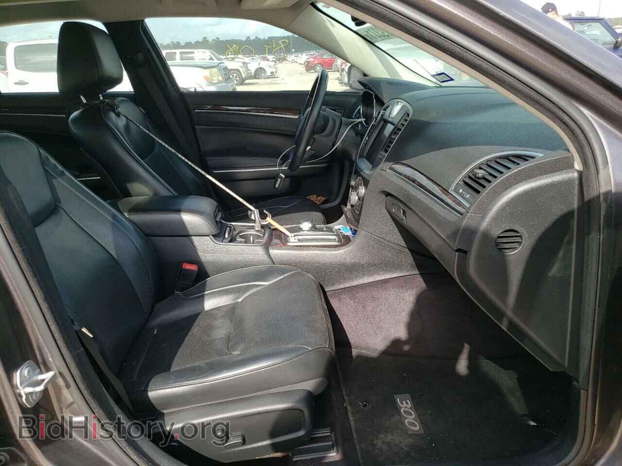 2017 CHRYSLER 300 - VIN: 2C3CCAEG7HH564563 - Photo 5