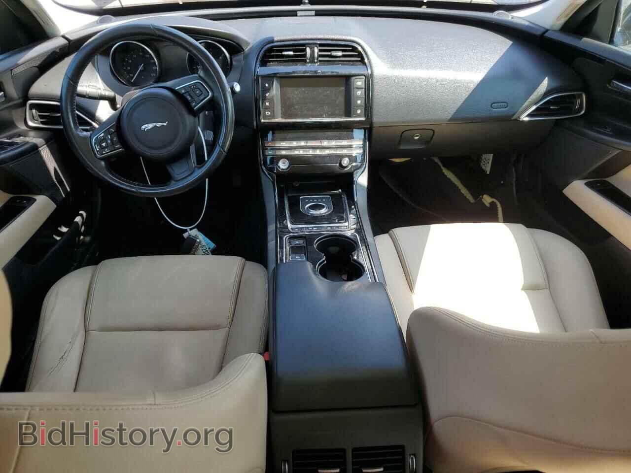 2017 JAGUAR XE - VIN: SAJAS4BNXHCP15510 - Фото 8