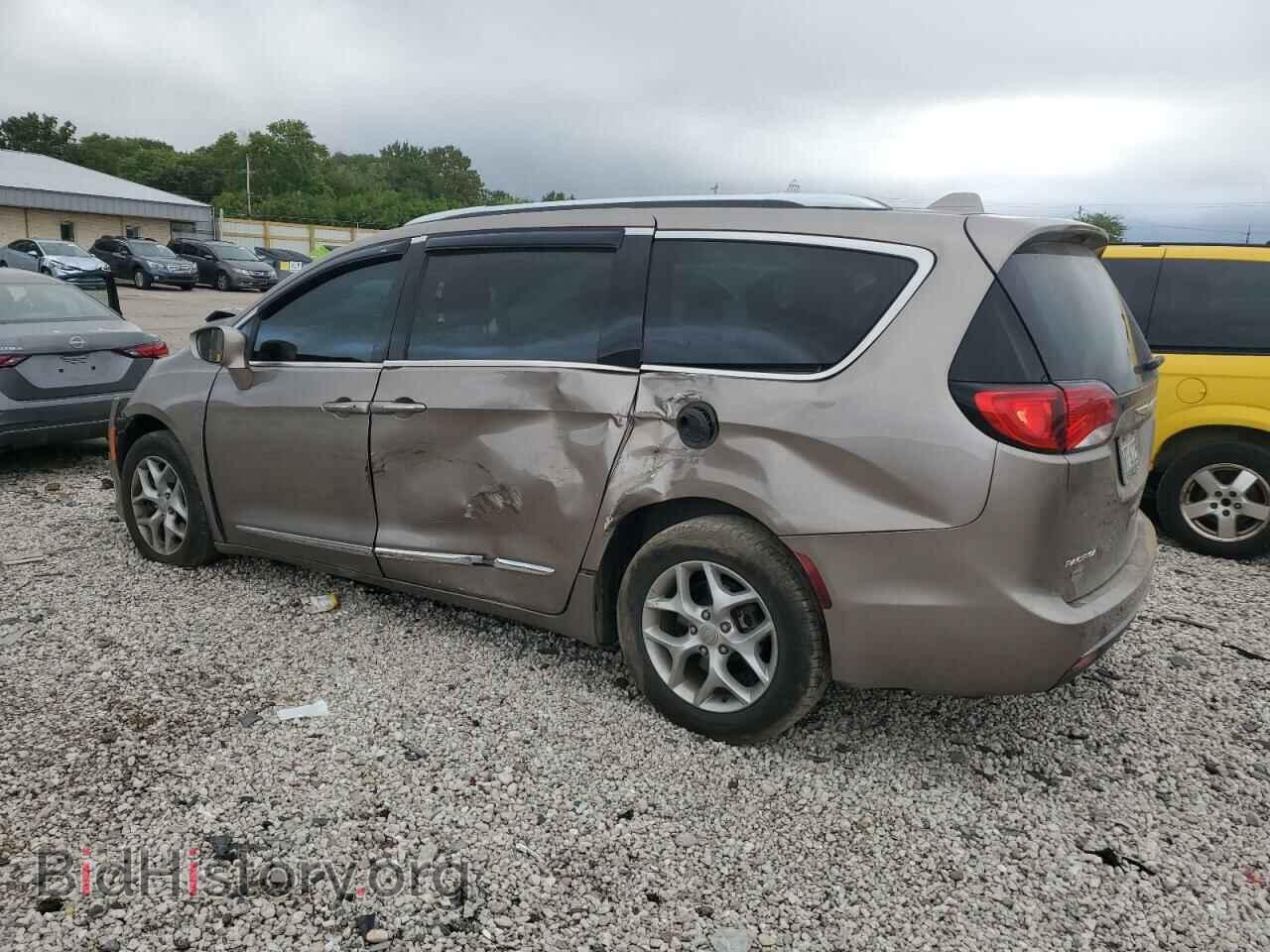 2017 CHRYSLER PACIFICA - VIN: 2C4RC1EGXHR656072 - Фото 2