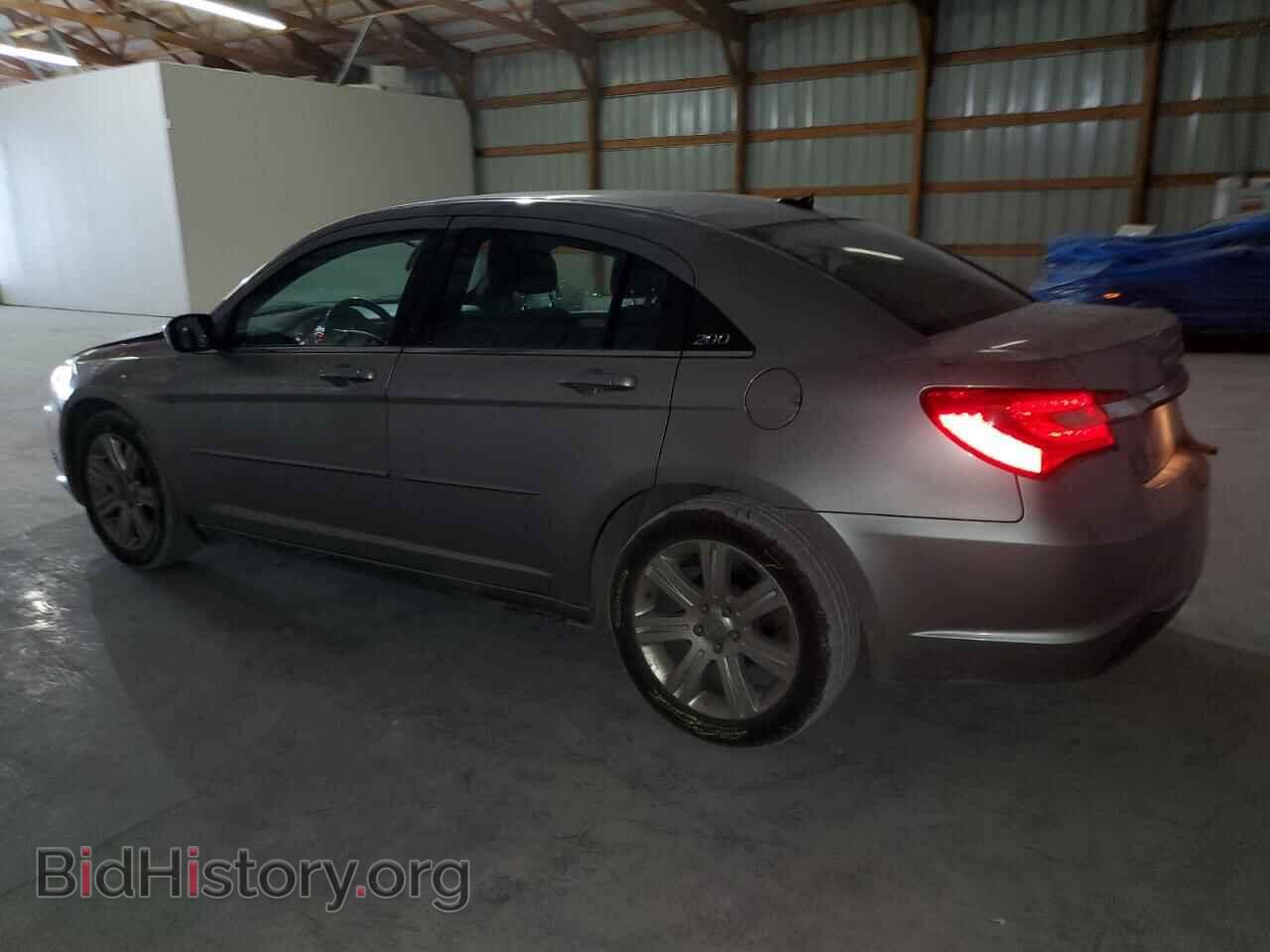 2013 CHRYSLER 200 - VIN: 1C3CCBBB1DN656719 - Фото 2