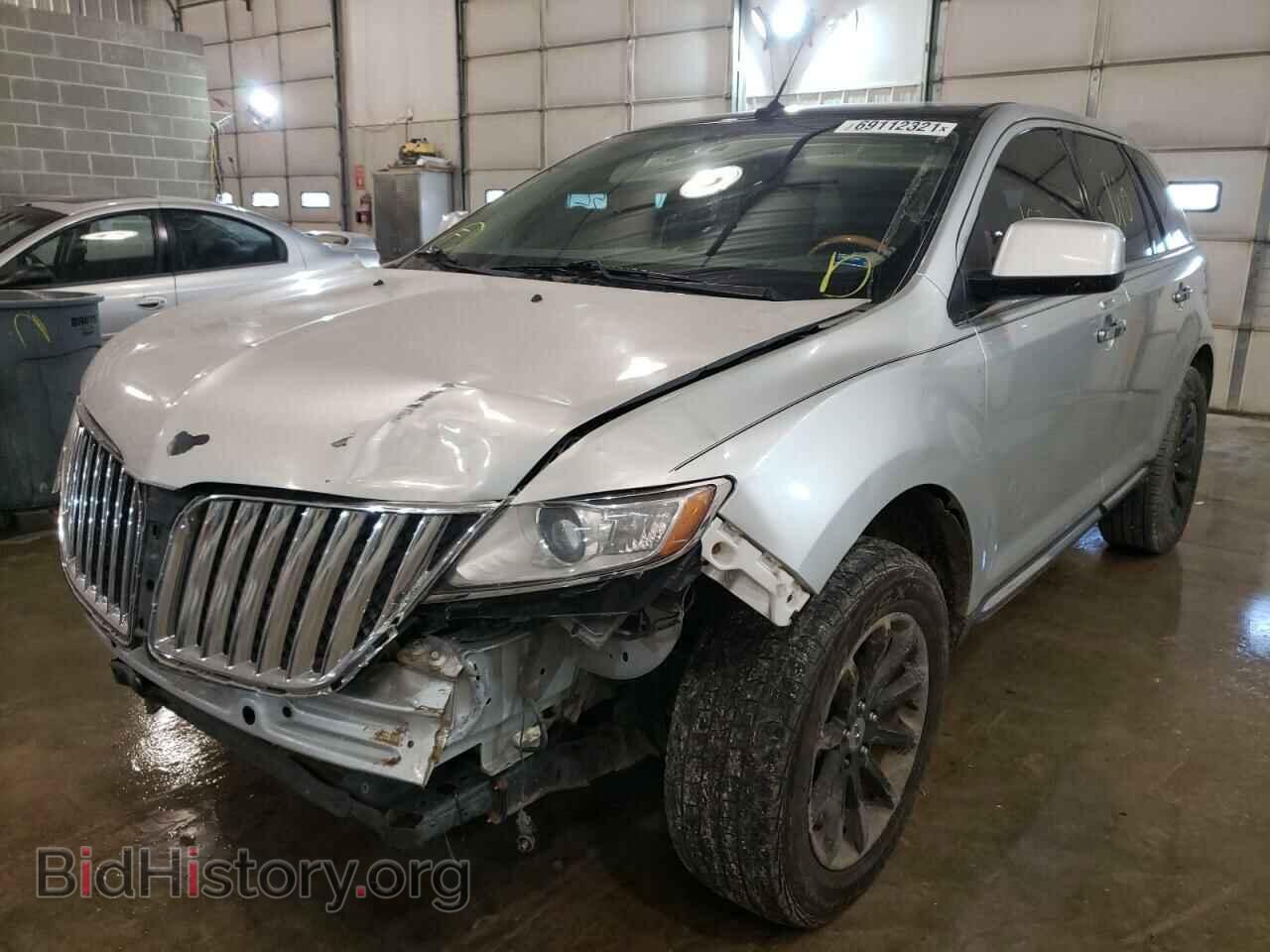 2011 LINCOLN MKX - VIN: 2LMDJ8JK9BBJ10348 - Фото 2