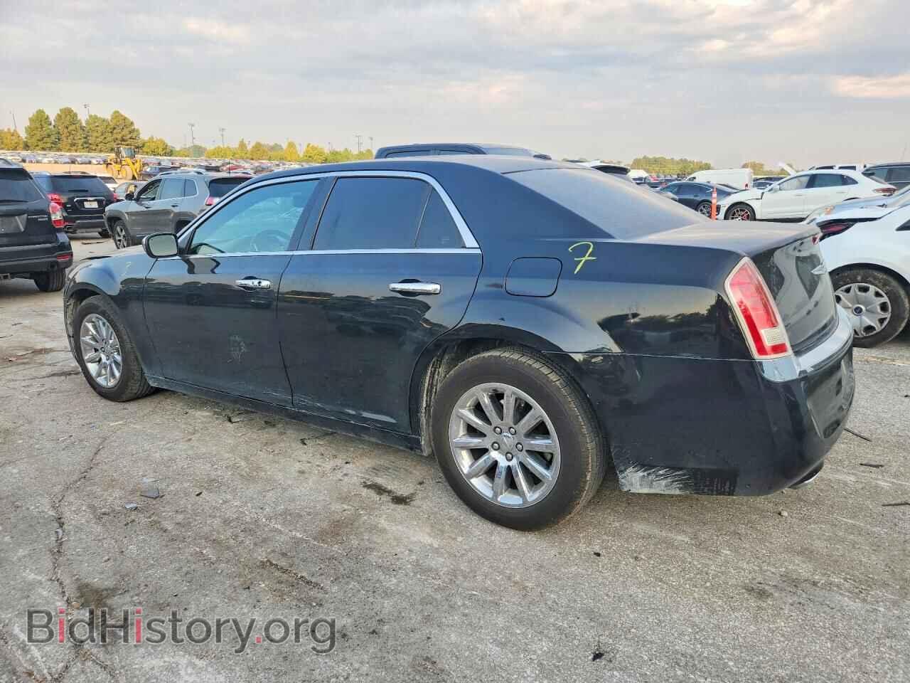 2014 CHRYSLER 300 - VIN: 2C3CCAAGXEH243912 - Фото 2