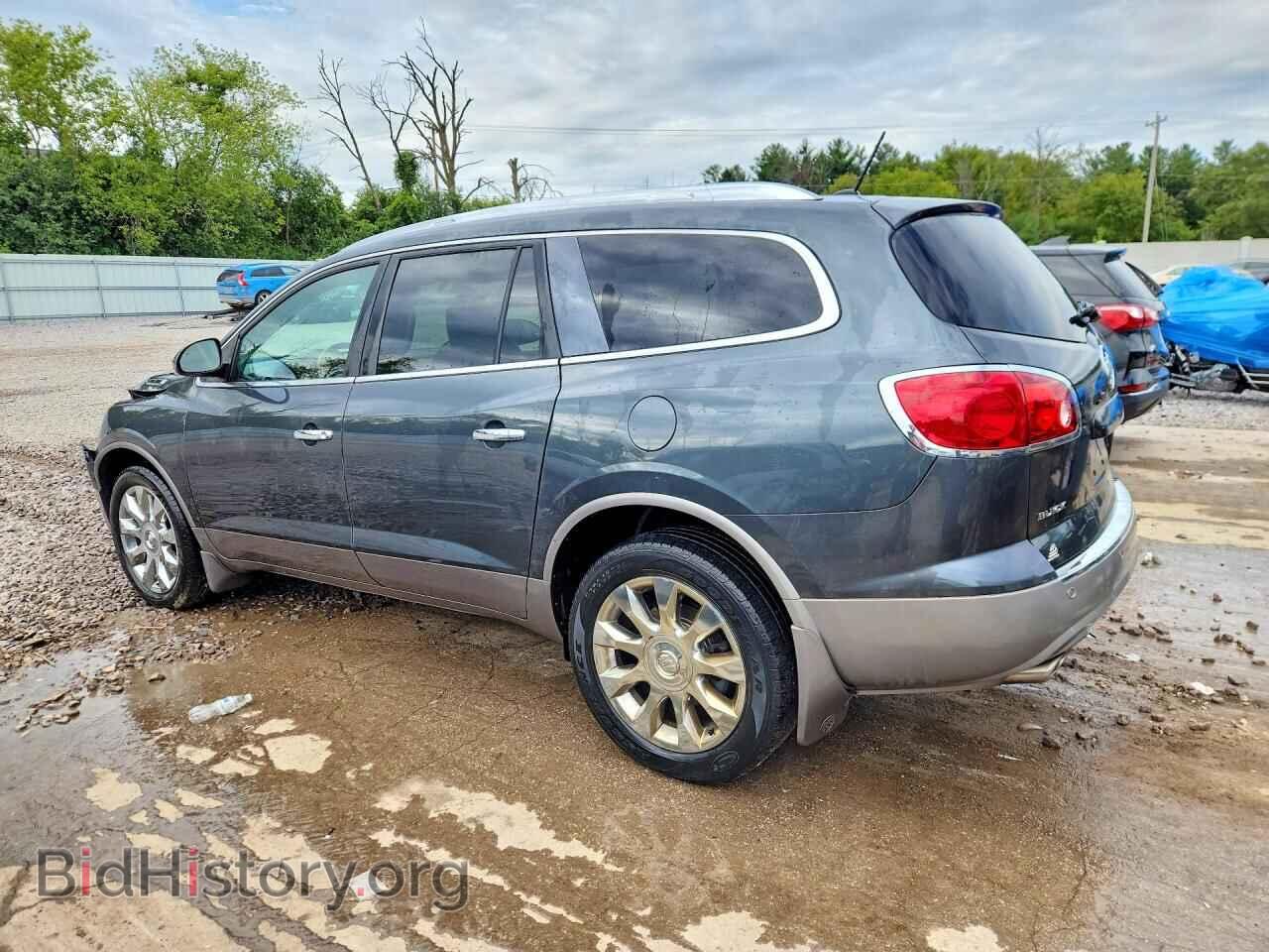 2011 BUICK ENCLAVE - VIN: 5GAKRCED0BJ145212 - Photo 2