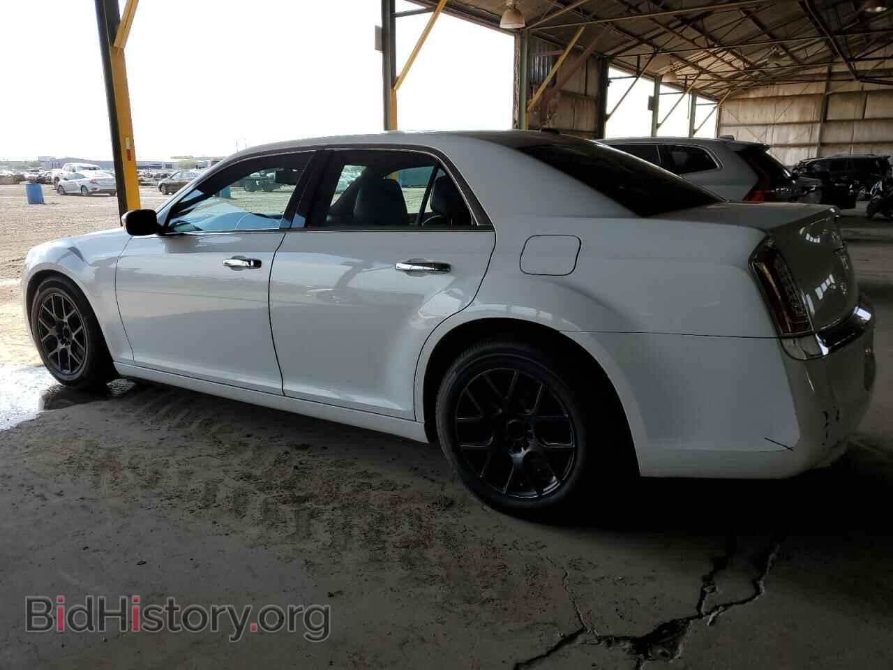 2013 CHRYSLER 300 - VIN: 2C3CCAEG3DH606320 - Фото 2