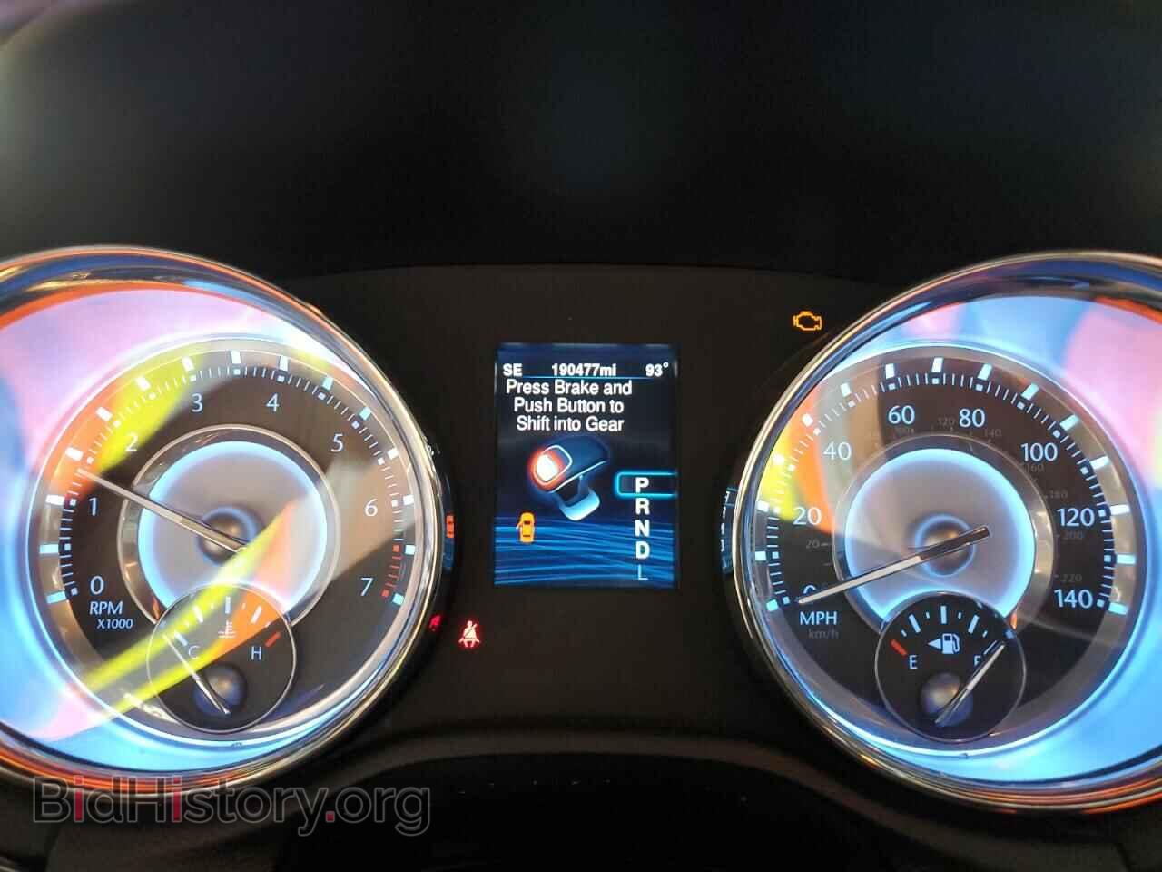 2013 CHRYSLER 300 - VIN: 2C3CCAEG3DH606320 - Фото 9