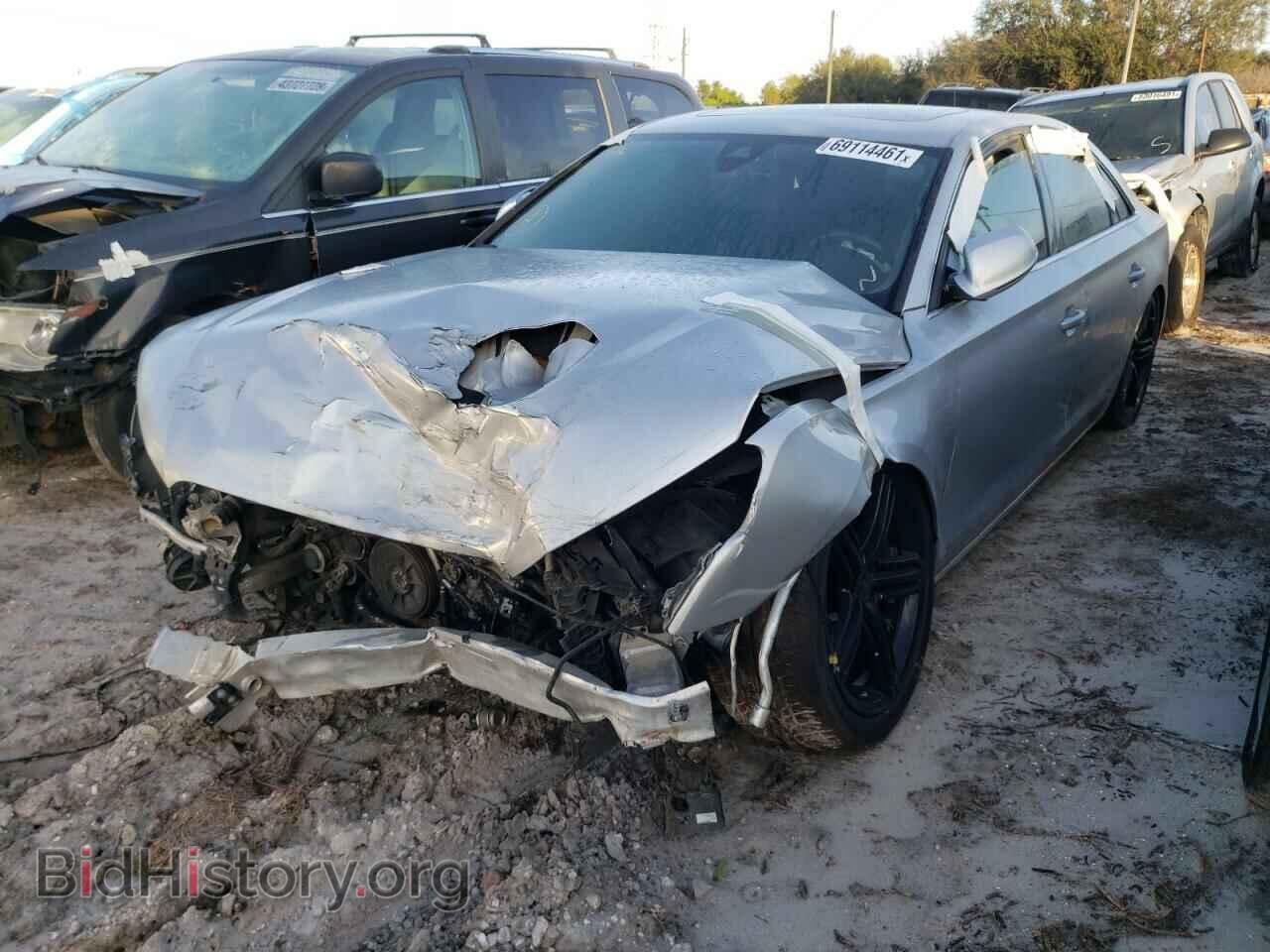 2011 AUDI A8 - VIN: WAUAVAFD5BN026473 - Photo 2