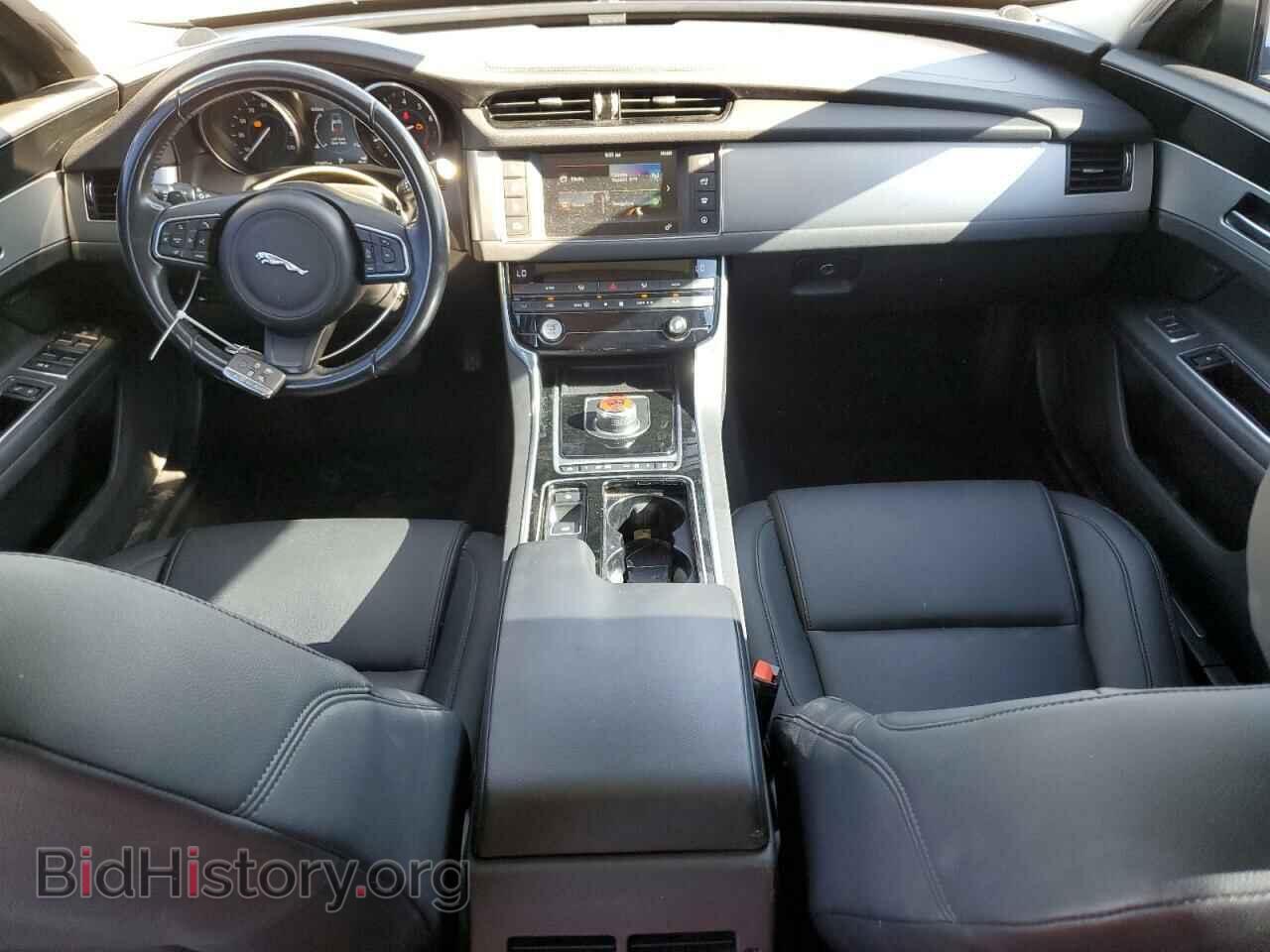 2017 JAGUAR XF - VIN: SAJBR4BV6HCY32842 - Фото 8