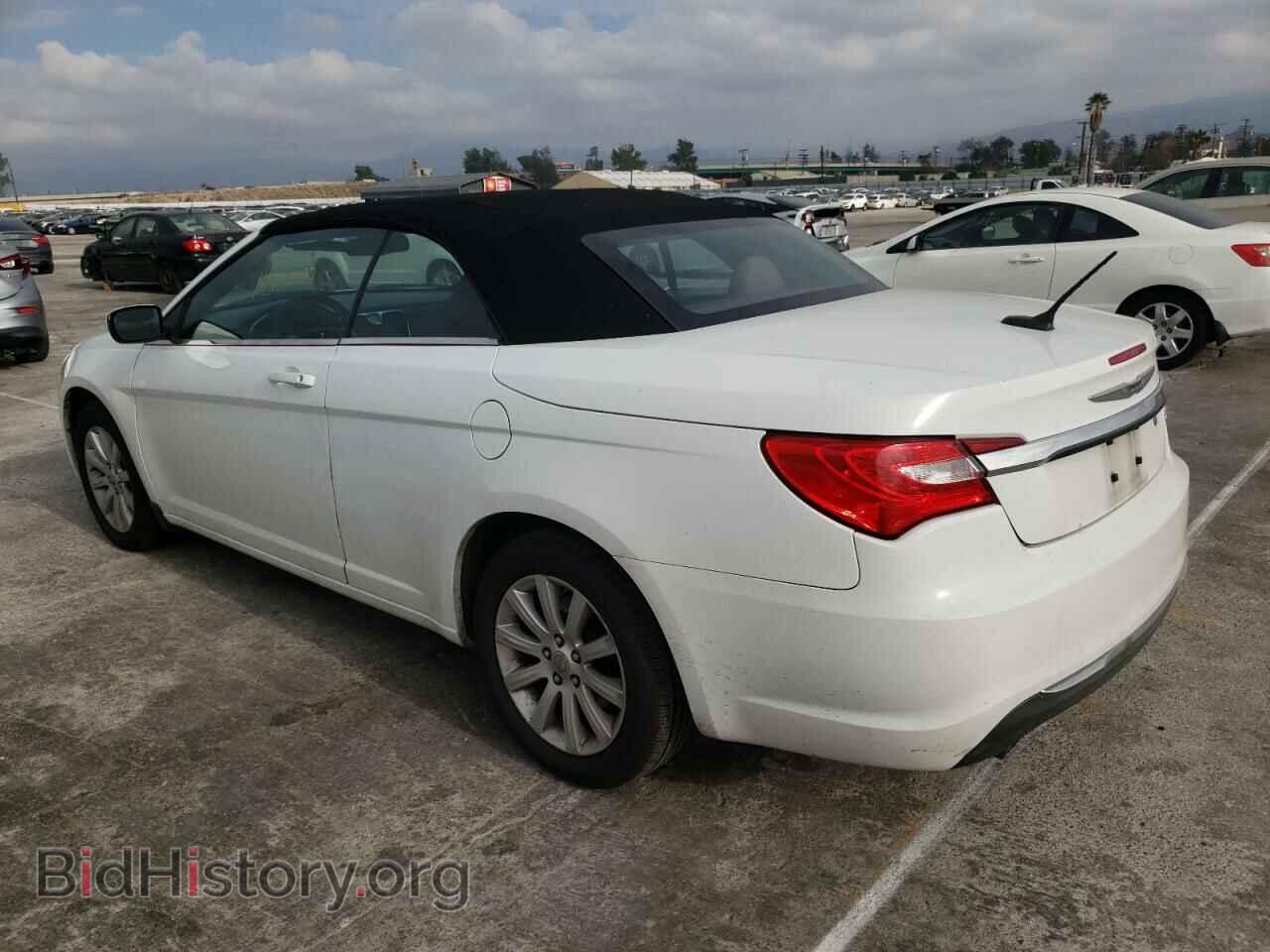 2013 CHRYSLER 200 - VIN: 1C3BCBEG5DN687197 - Фото 2