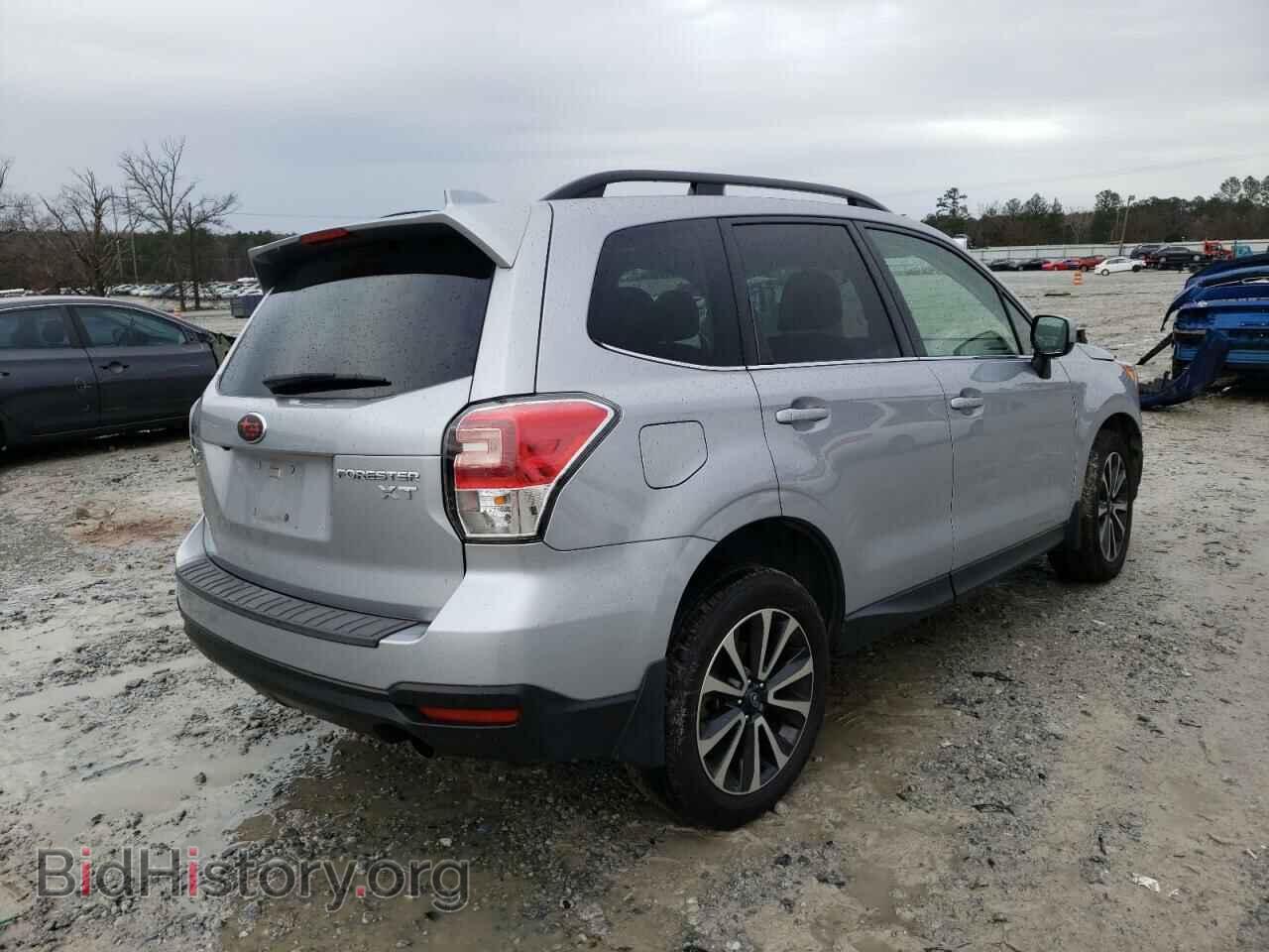 2017 SUBARU FORESTER - VIN: JF2SJGEC8HH405393 - Фото 4