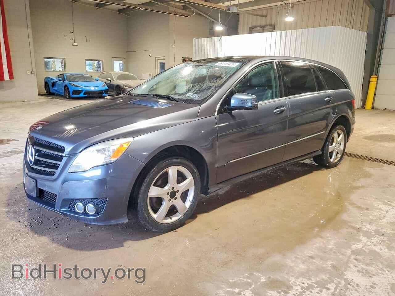 Photo 4JGCB6FE1BA129399 - MERCEDES-BENZ R-CLASS 2011