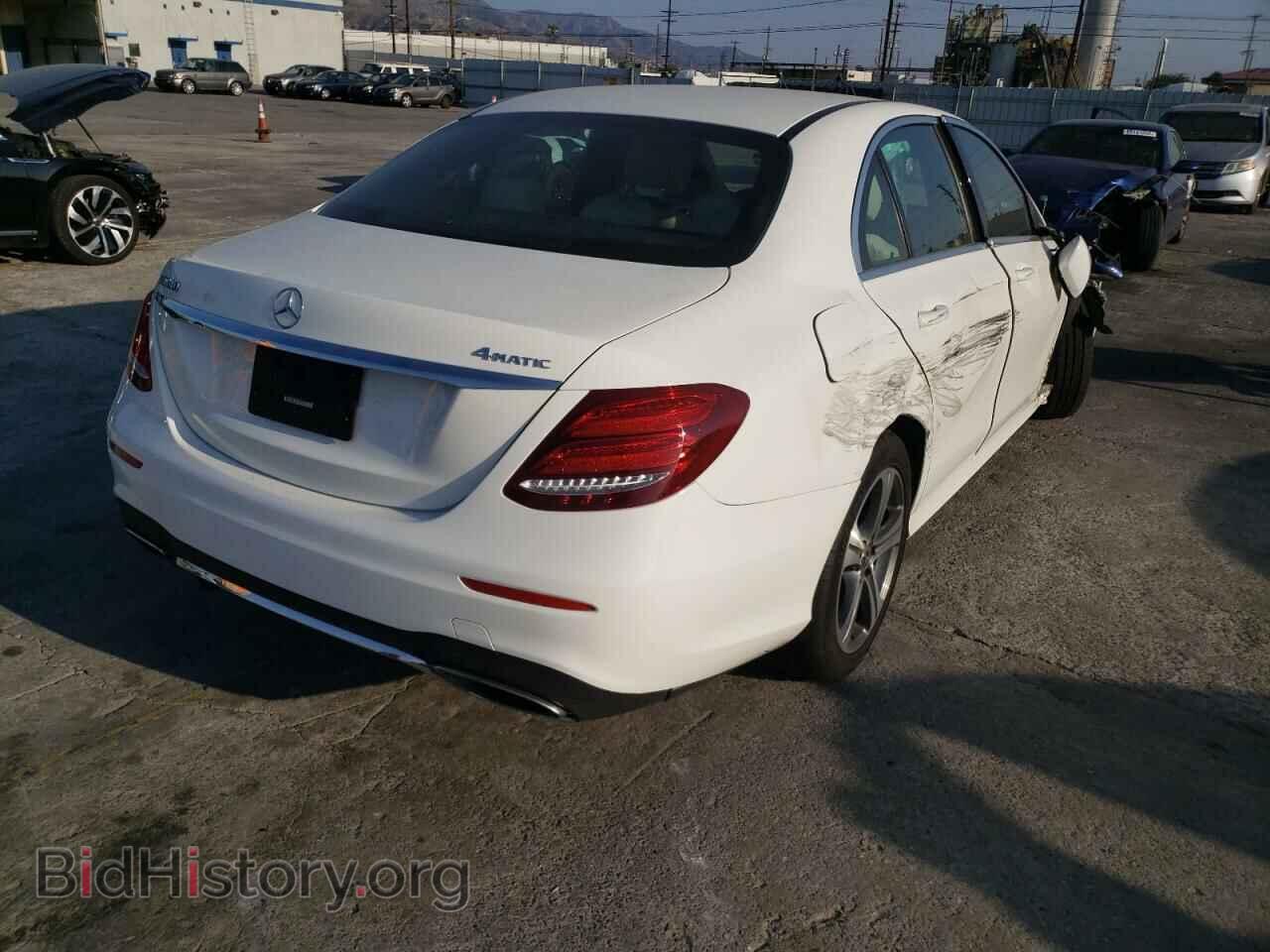 2019 MERCEDES-BENZ E-CLASS - VIN: WDDZF4KB7KA575680 - Фото 3