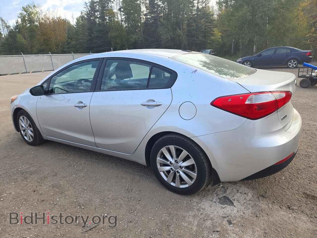 2015 Kia FORTE (VIN KNAFX4A67F5268066) — фото 2 из 12