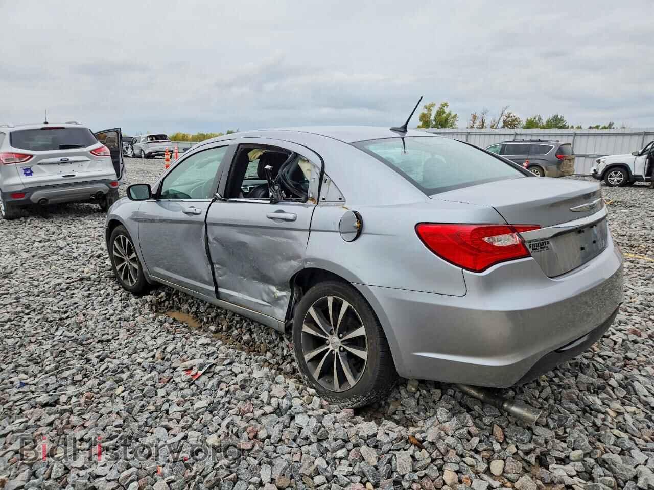 2013 CHRYSLER 200 - VIN: 1C3CCBCG7DN737928 - Фото 2