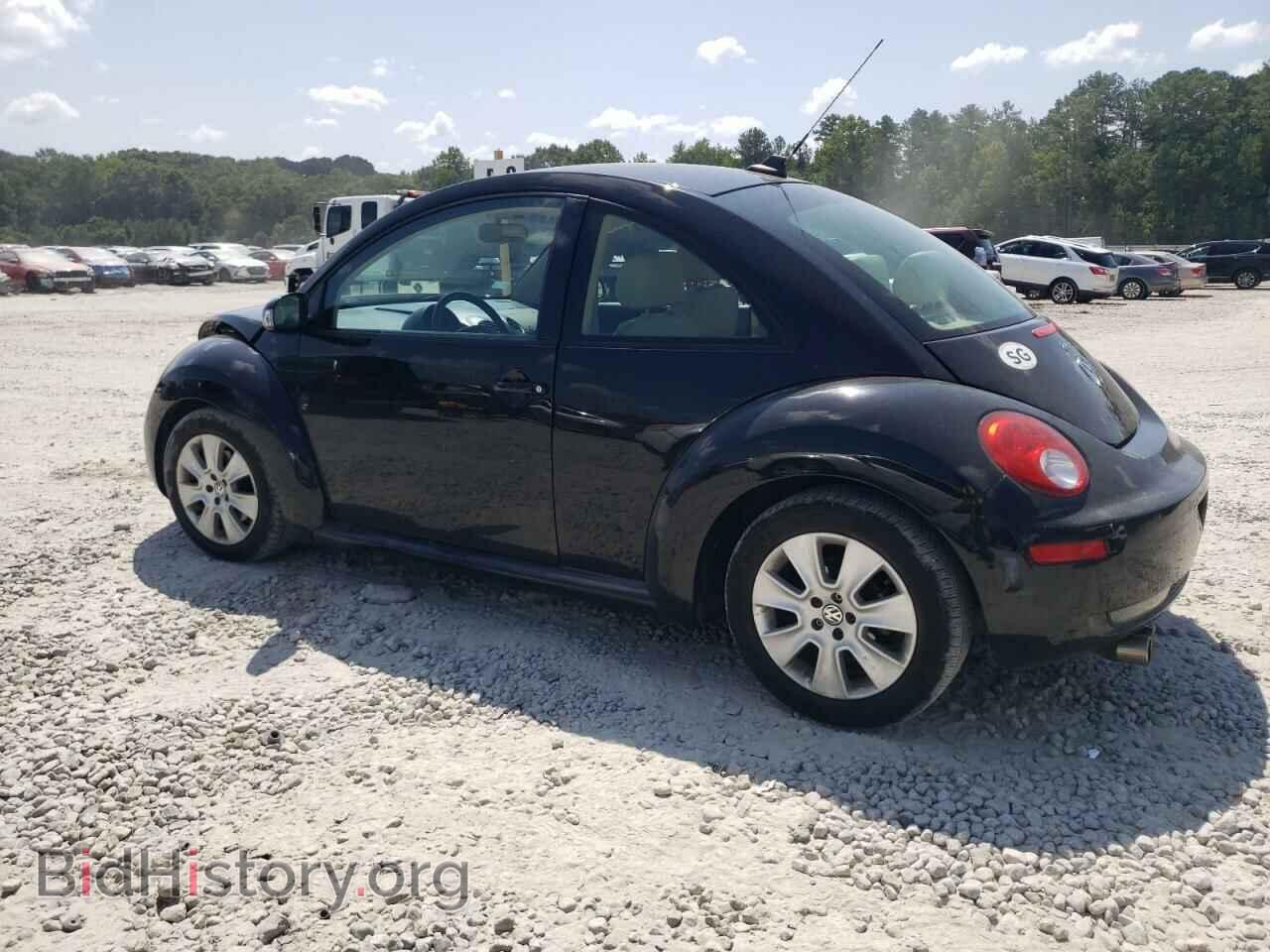 2010 VOLKSWAGEN BEETLE - VIN: 3VWPW3AG1AM013281 - Фото 2