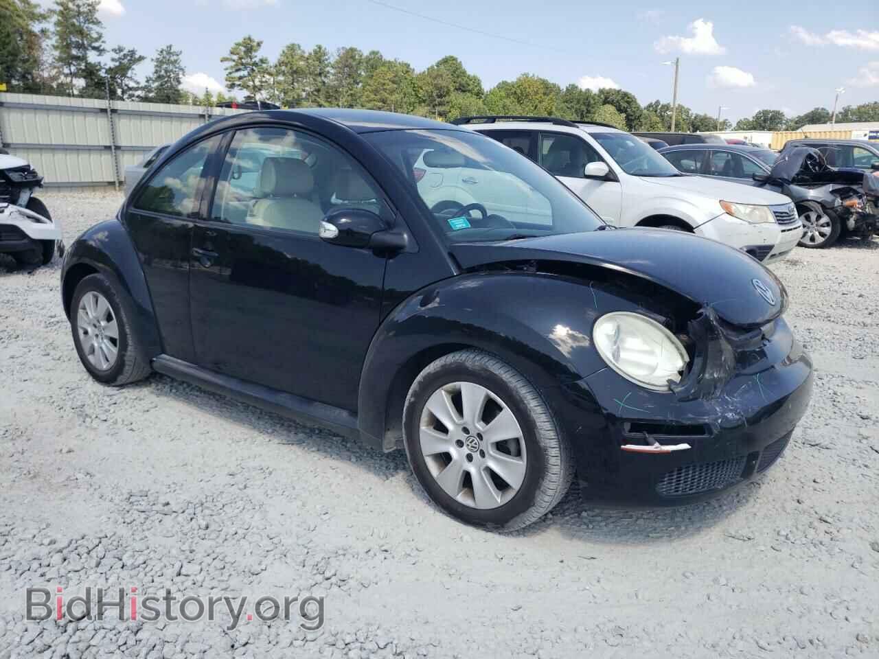 2010 VOLKSWAGEN BEETLE - VIN: 3VWPW3AG1AM013281 - Фото 4